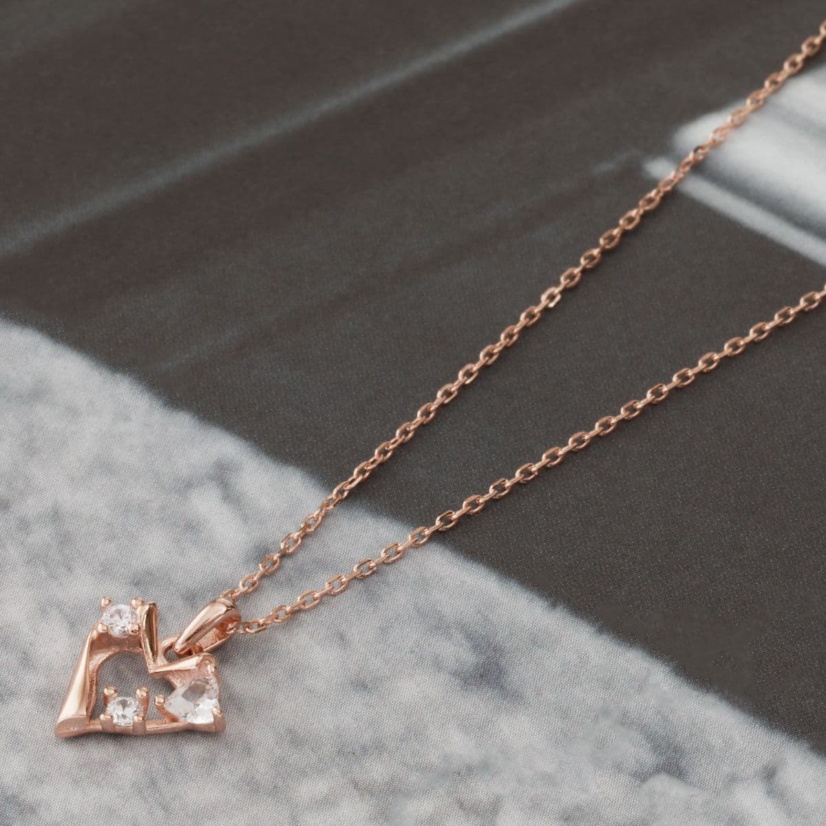 [SN6402] Silver 925 Rough Cubic Heart Necklace - 이미지 8