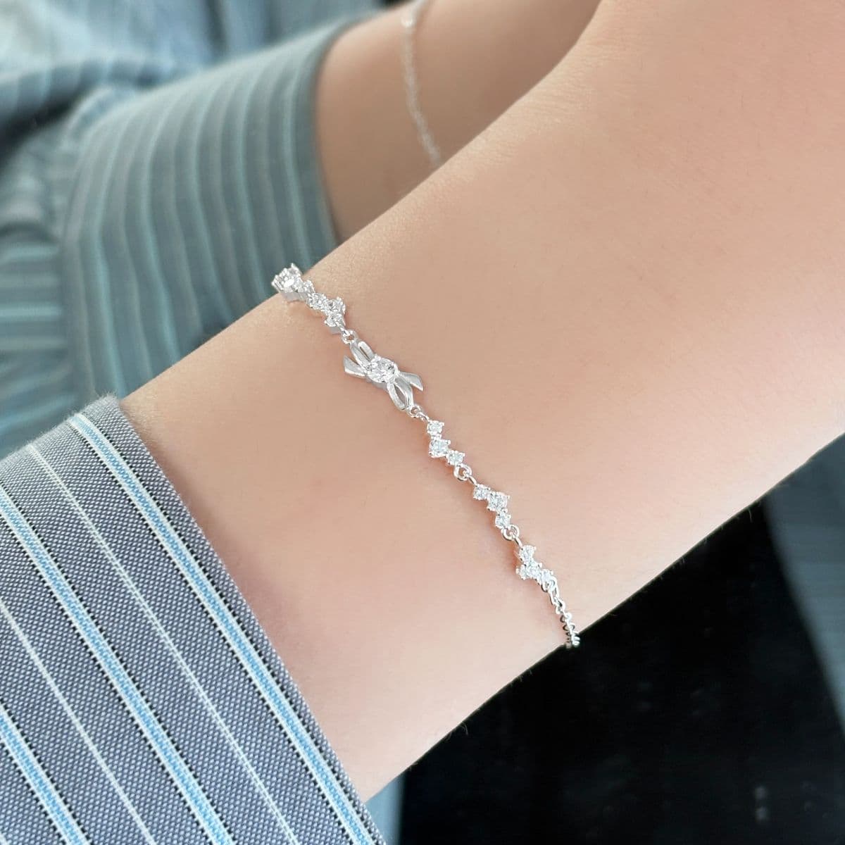 [SB6606,SN6608] 925 Silver Triple Cubic and Cubic Ribbon Set (Bracelet, Necklace) - 이미지 3