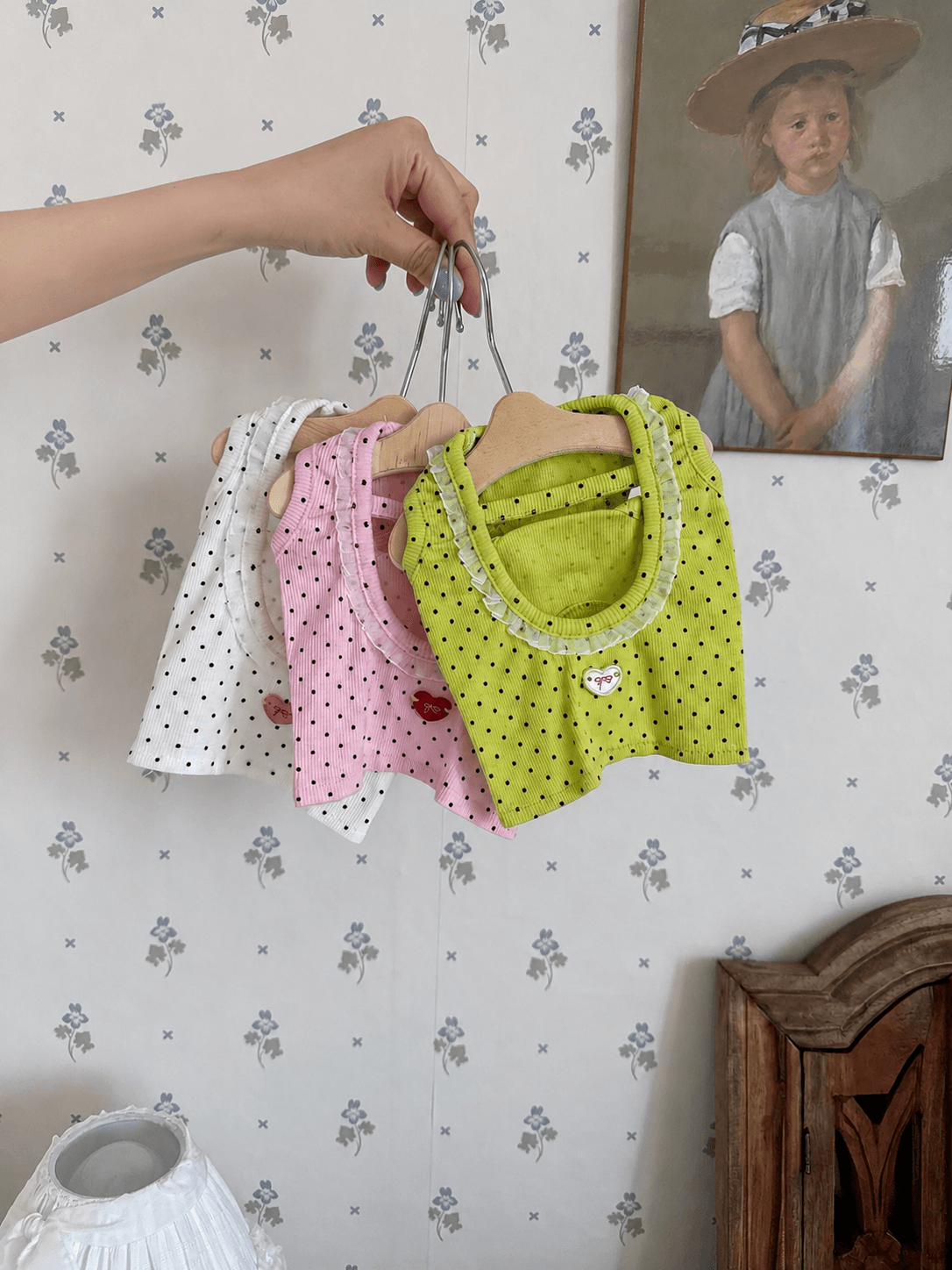 Barbie Dot Sleeveless 2 colors / S-2XL - 이미지 1