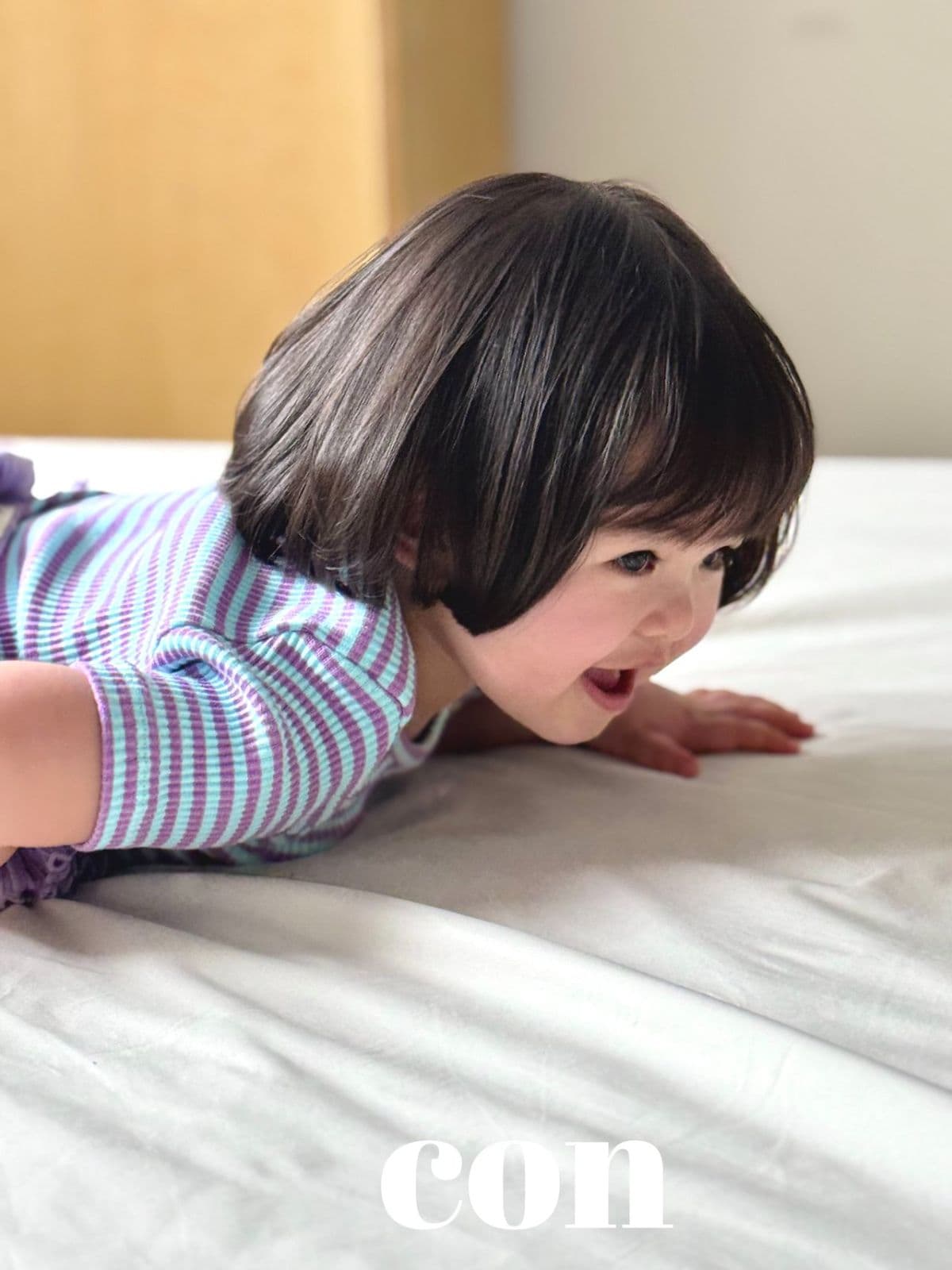 26 Summer) CON Honeybee Tee - 이미지 4