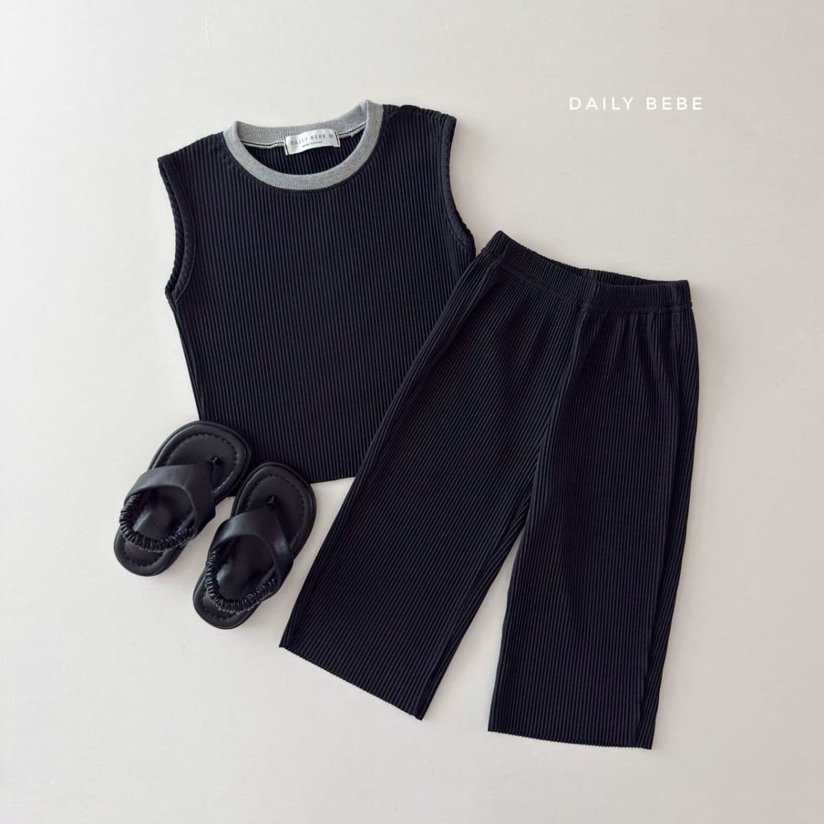 26 Summer) Daily Bebe Color Block Pleated Set - 이미지 17