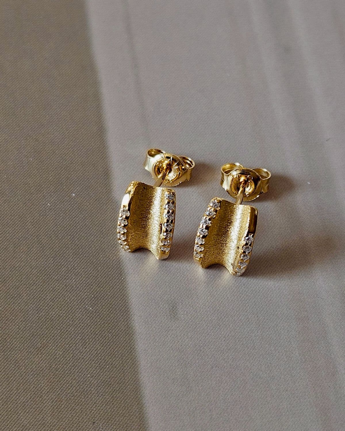 E Silver 925 Double Line Cubic Home Post Earrings - 이미지 4