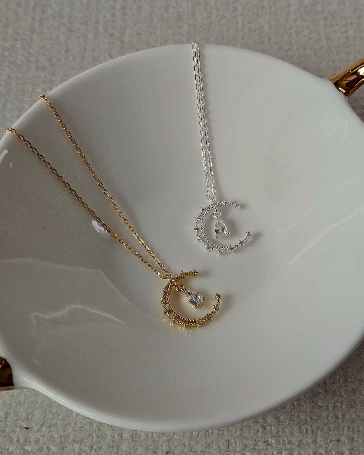 N Silver 925 Moon Teardrop Cubic Necklace - 이미지 2