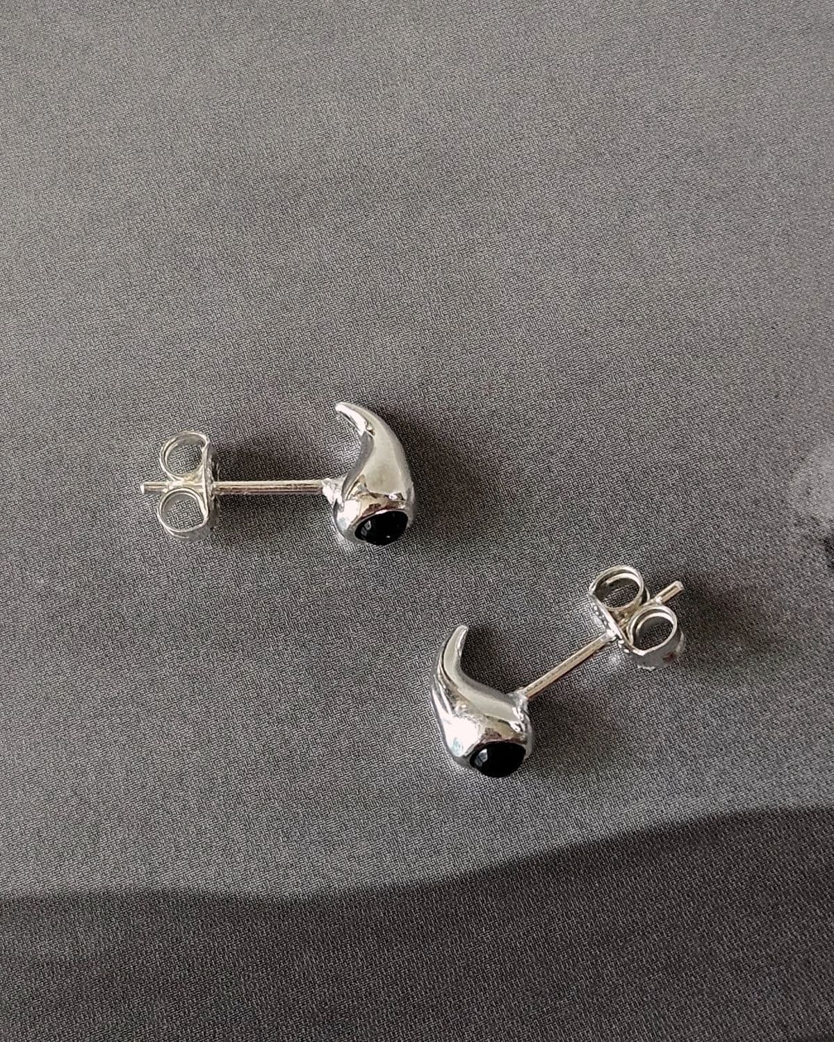E Silver 925 Teardrop Onyx Post Earrings - 이미지 3