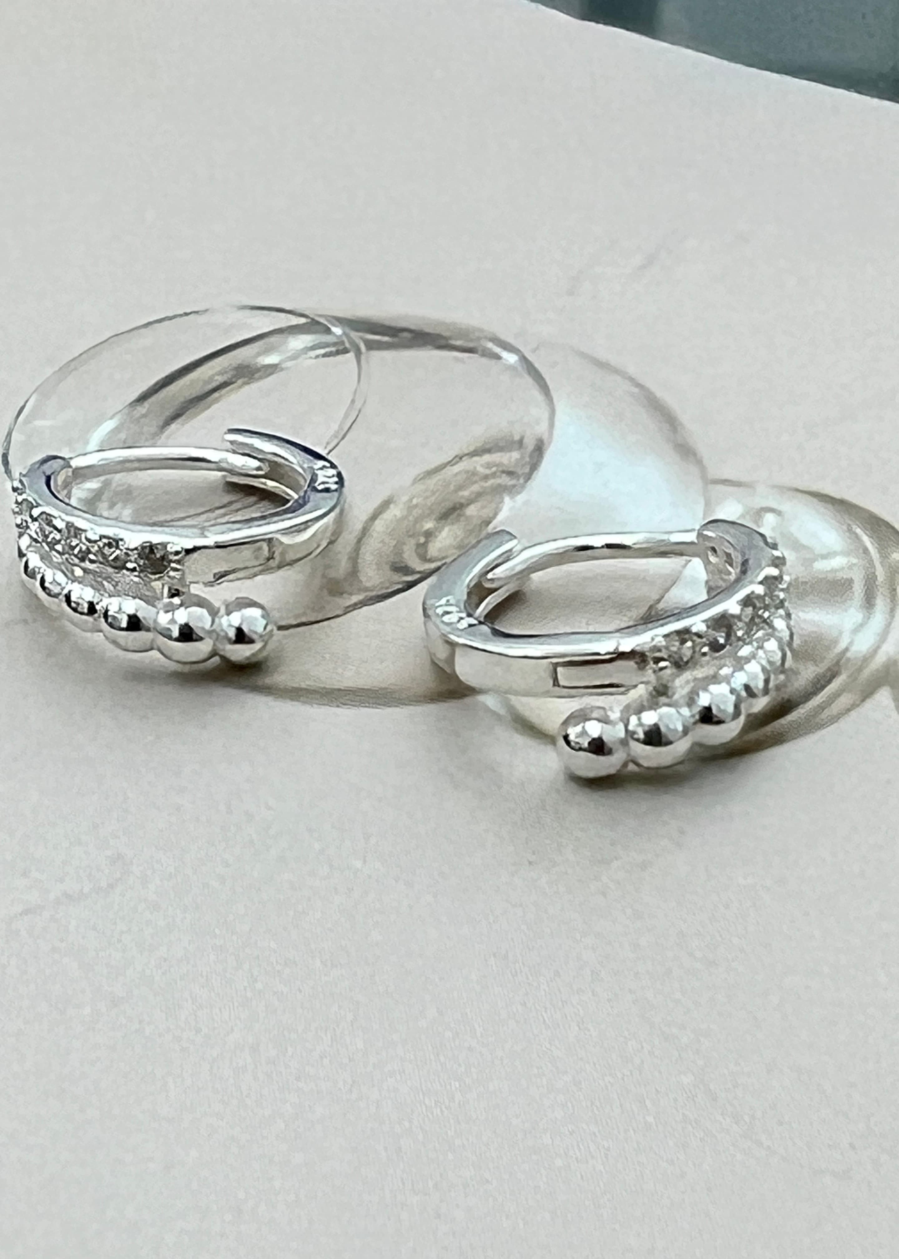 E Silver 925 Two-Line Cubic Ball Ball One-Touch Earrings - 이미지 3