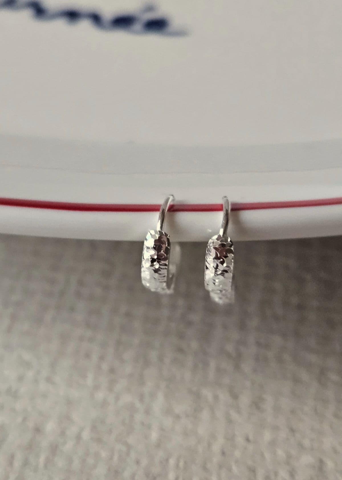 E Silver 925 Diamond Cut One-Touch Earrings - 이미지 2