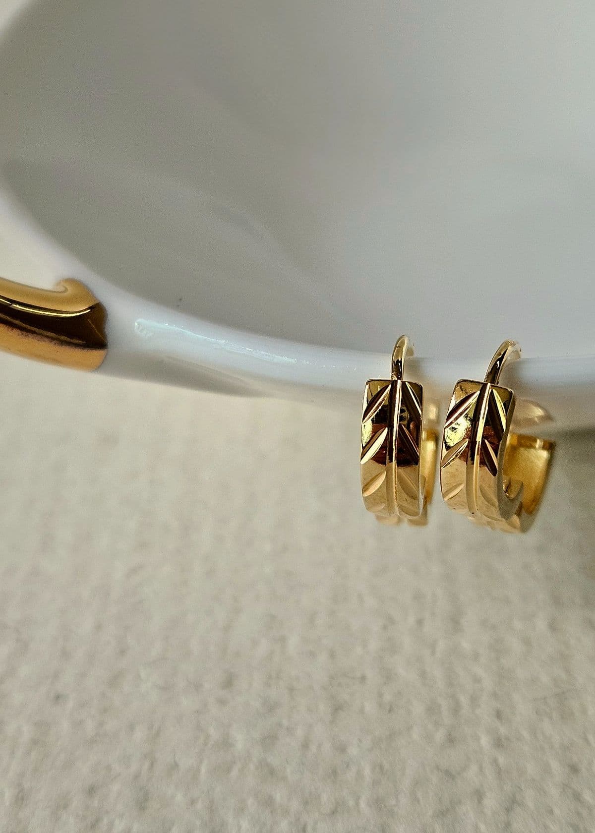 E Silver 925 Comb Pattern One-Touch Earrings - 이미지 3