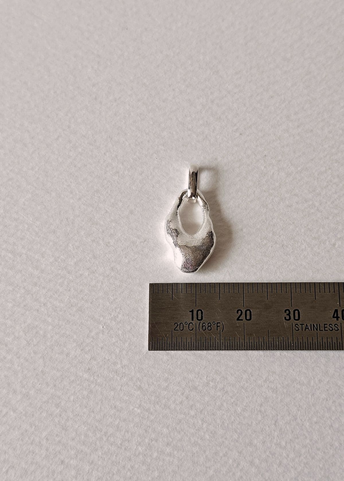 P Silver 925 Oval Hammer Round Matte Handmade Pendant - 이미지 3