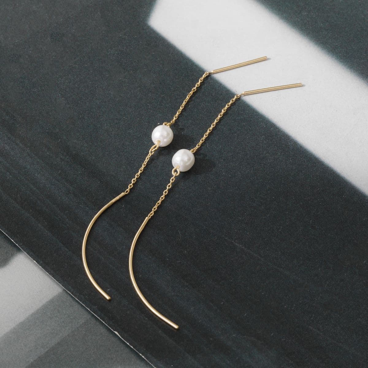 [SE6417] Silver 925 Swarovski Pearl and Curve Chain Drop Earrings - 이미지 8