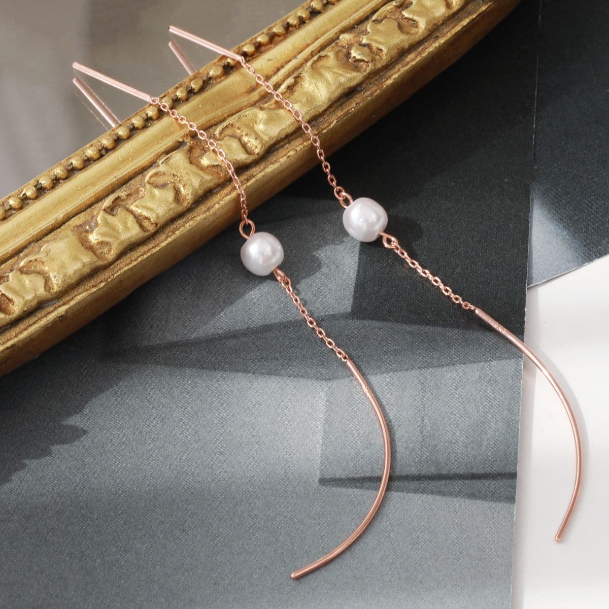 [SE6417] Silver 925 Swarovski Pearl and Curve Chain Drop Earrings - 이미지 10