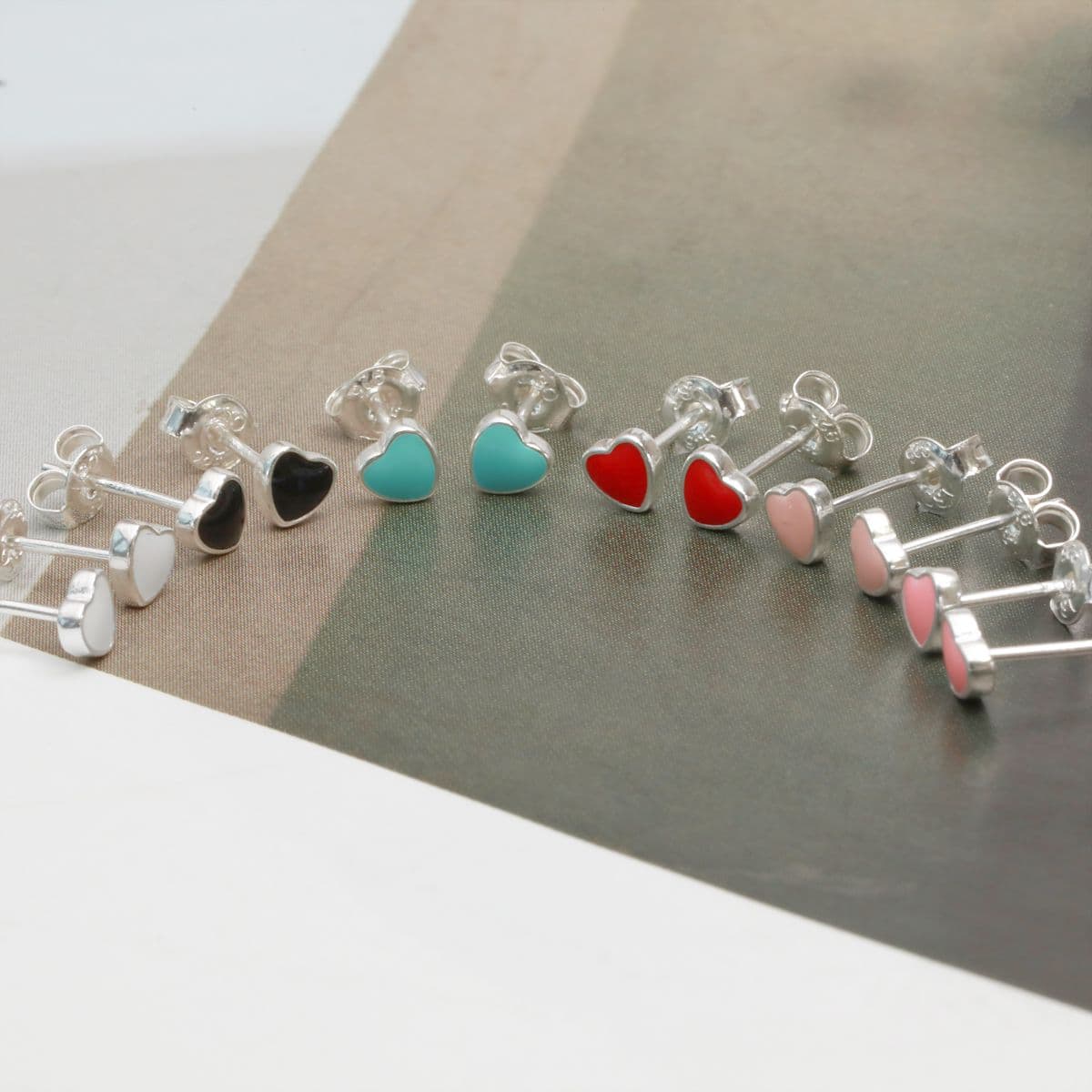 [SE6501] Silver 925 Color Epoxy Heart Earrings - 이미지 13
