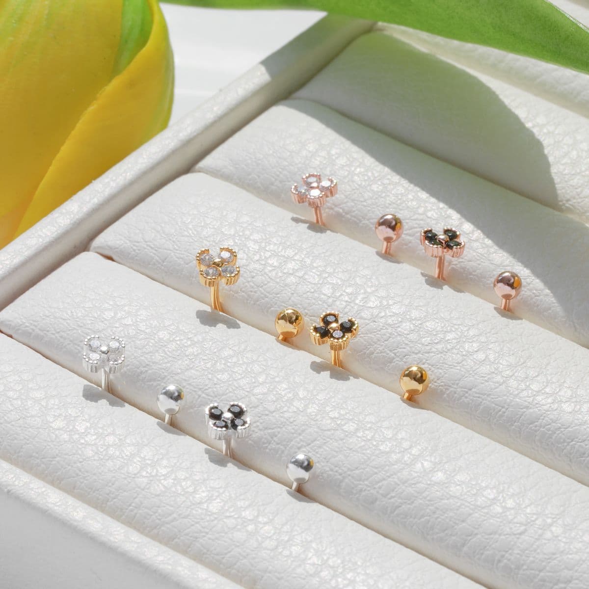 [SPC6602] Silver 925 Cubic Flower Hoop Piercing - 이미지 11