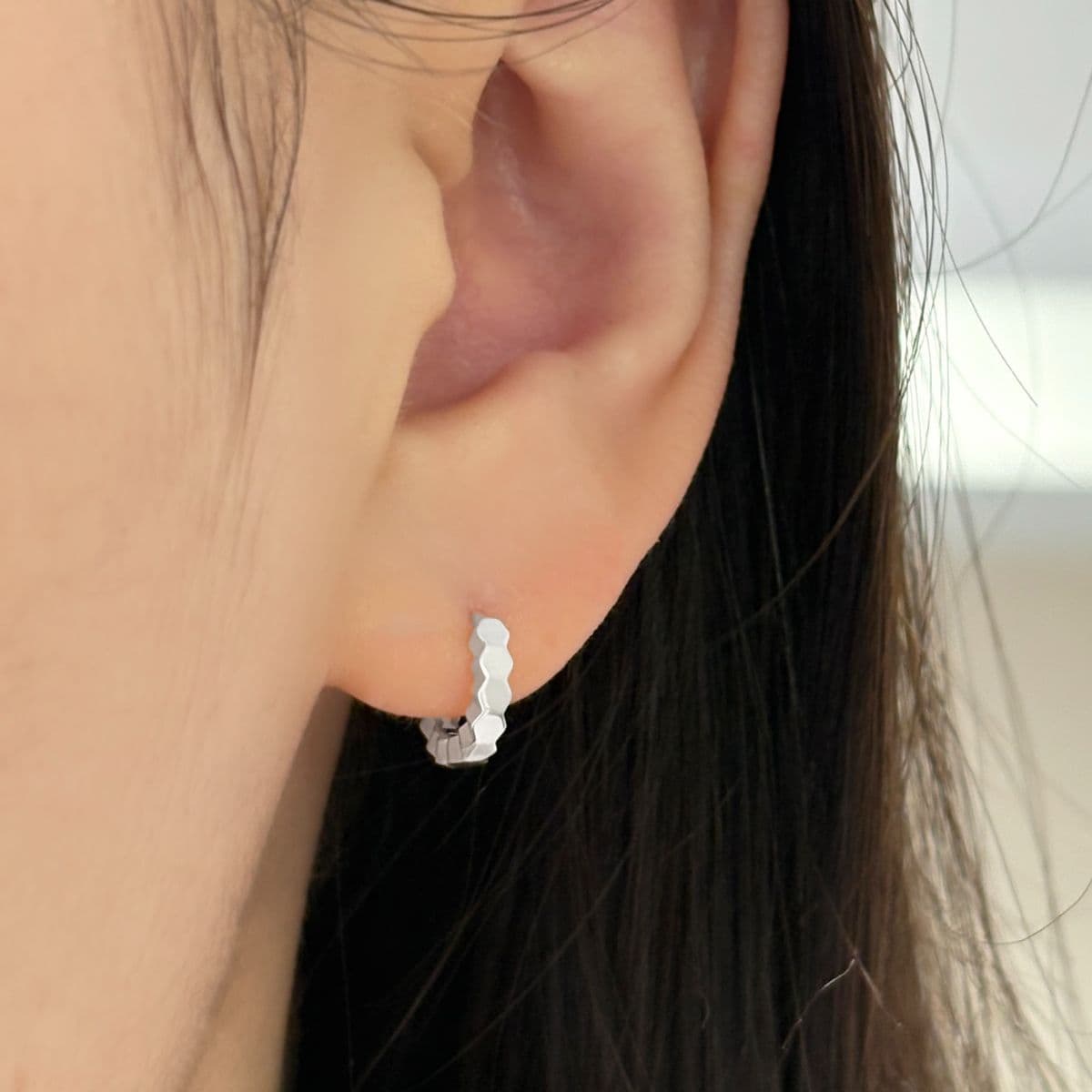 [SE0272], [SHG6616] Silver 925 Plain Honeycomb One-Touch Earrings - 이미지 4