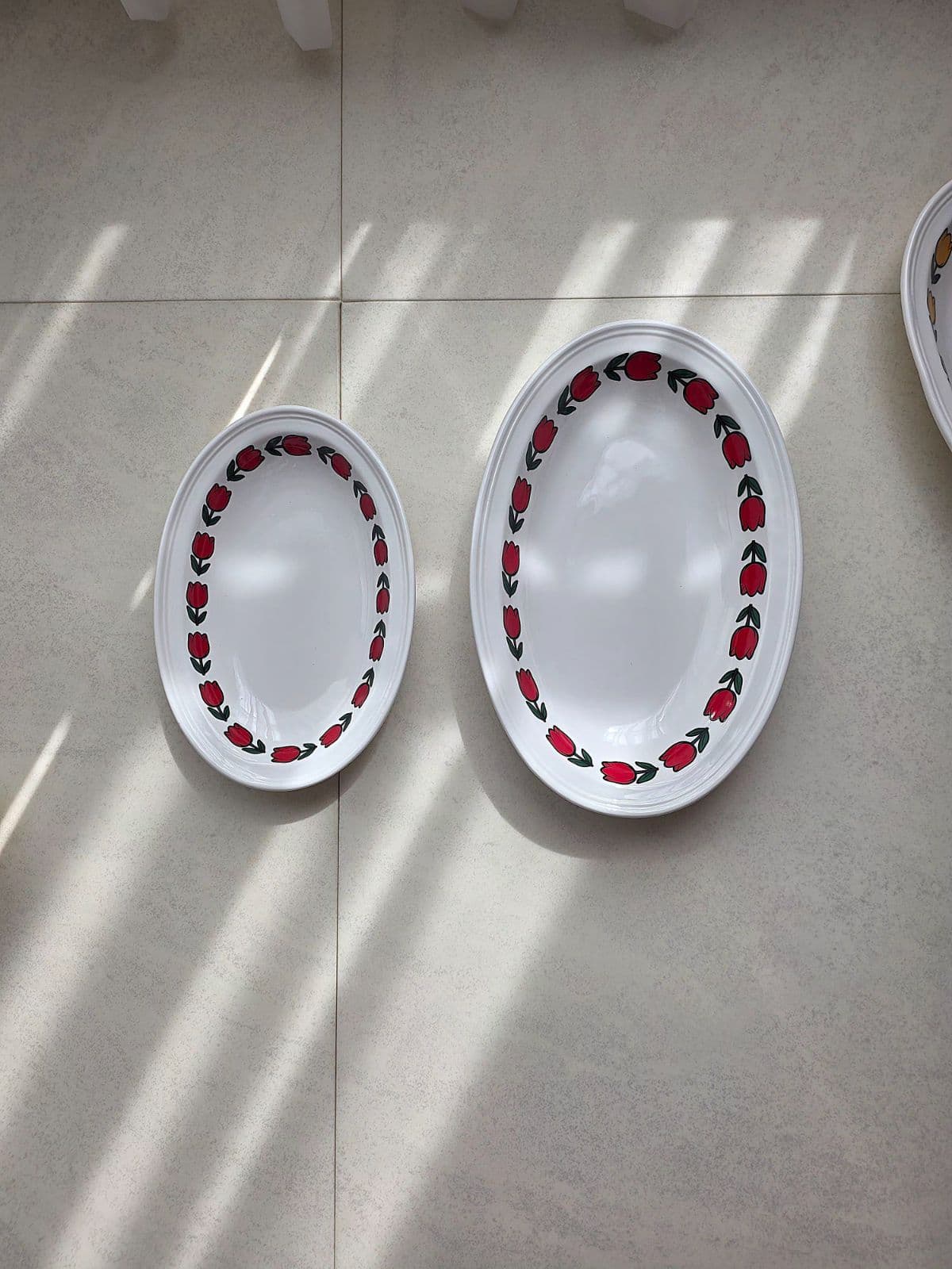 (Production) Tulip Line Oval Plate (2 colors) - 이미지 5