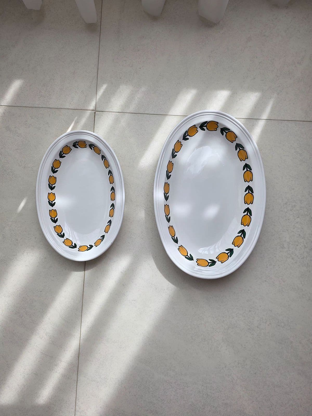 (Production) Tulip Line Oval Plate (2 colors) - 이미지 4
