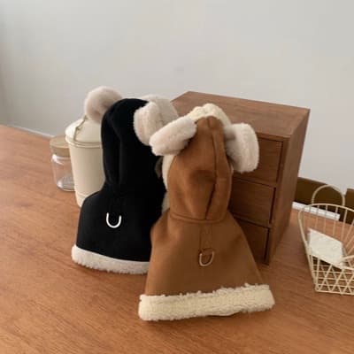 곰돌이 무스탕 하네스 조끼