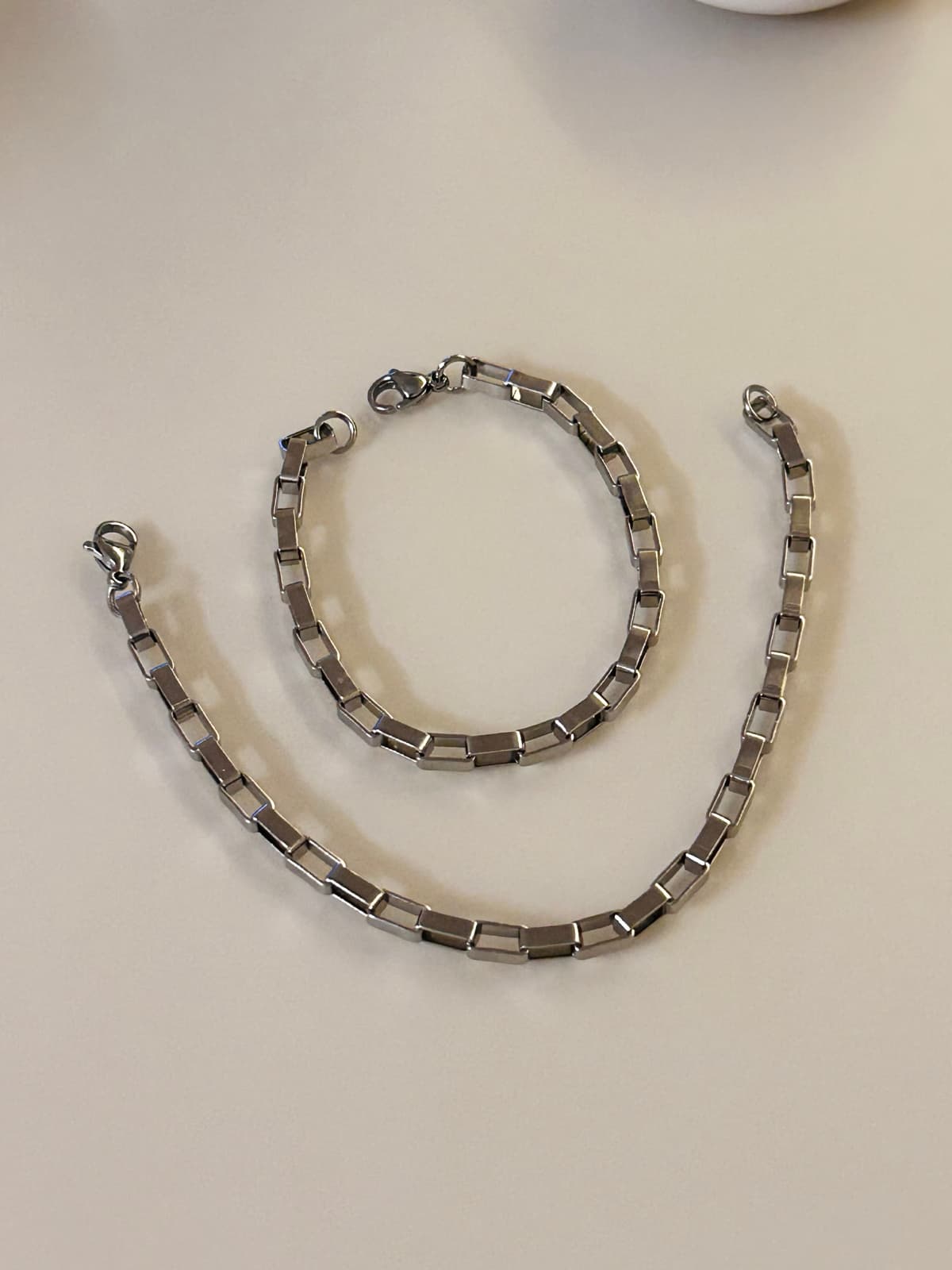 Surgical steel 4mm rectangular chain bracelet - 이미지 1