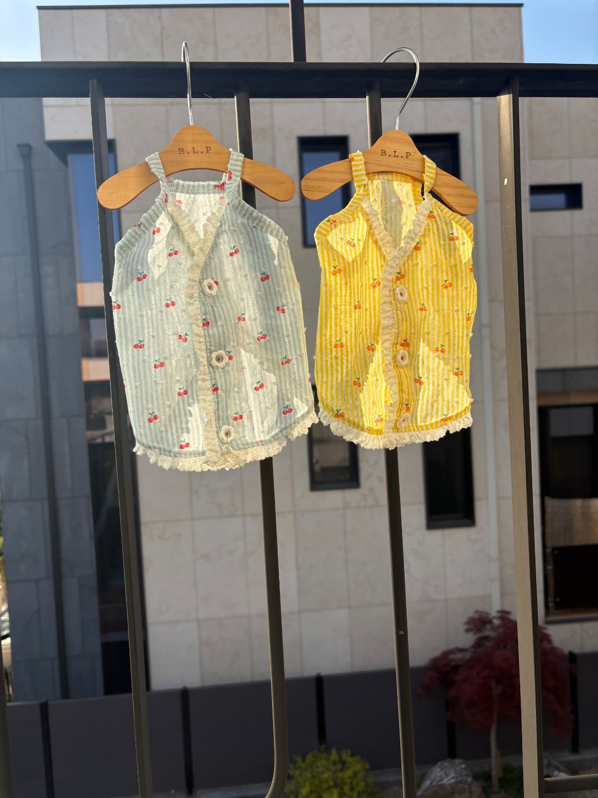 Cherry Pop Pop Sleeveless - 이미지 4