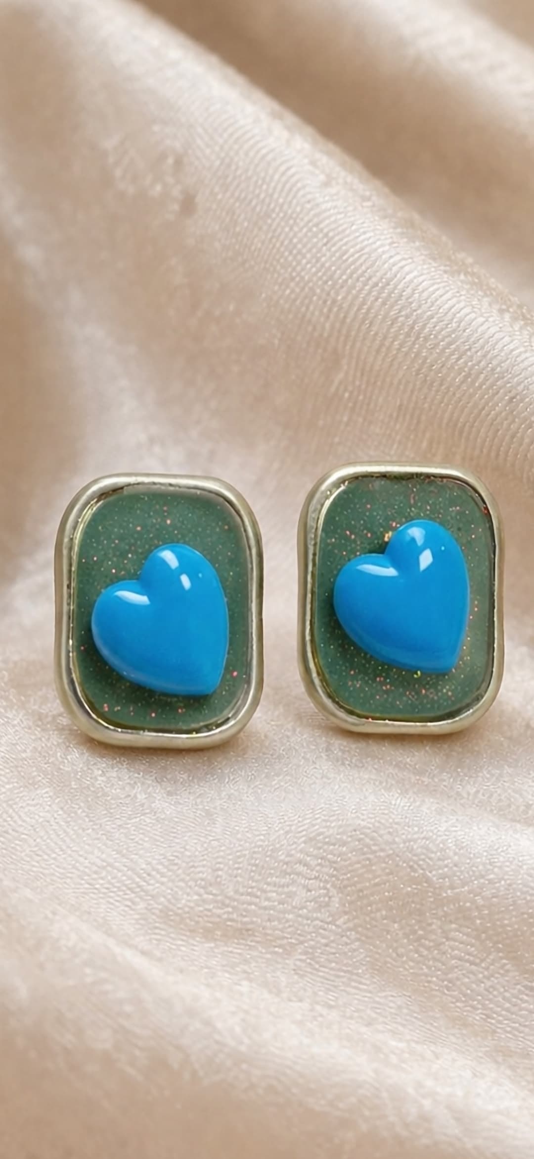 Glitter Heart Square Stud Earrings - 이미지 3