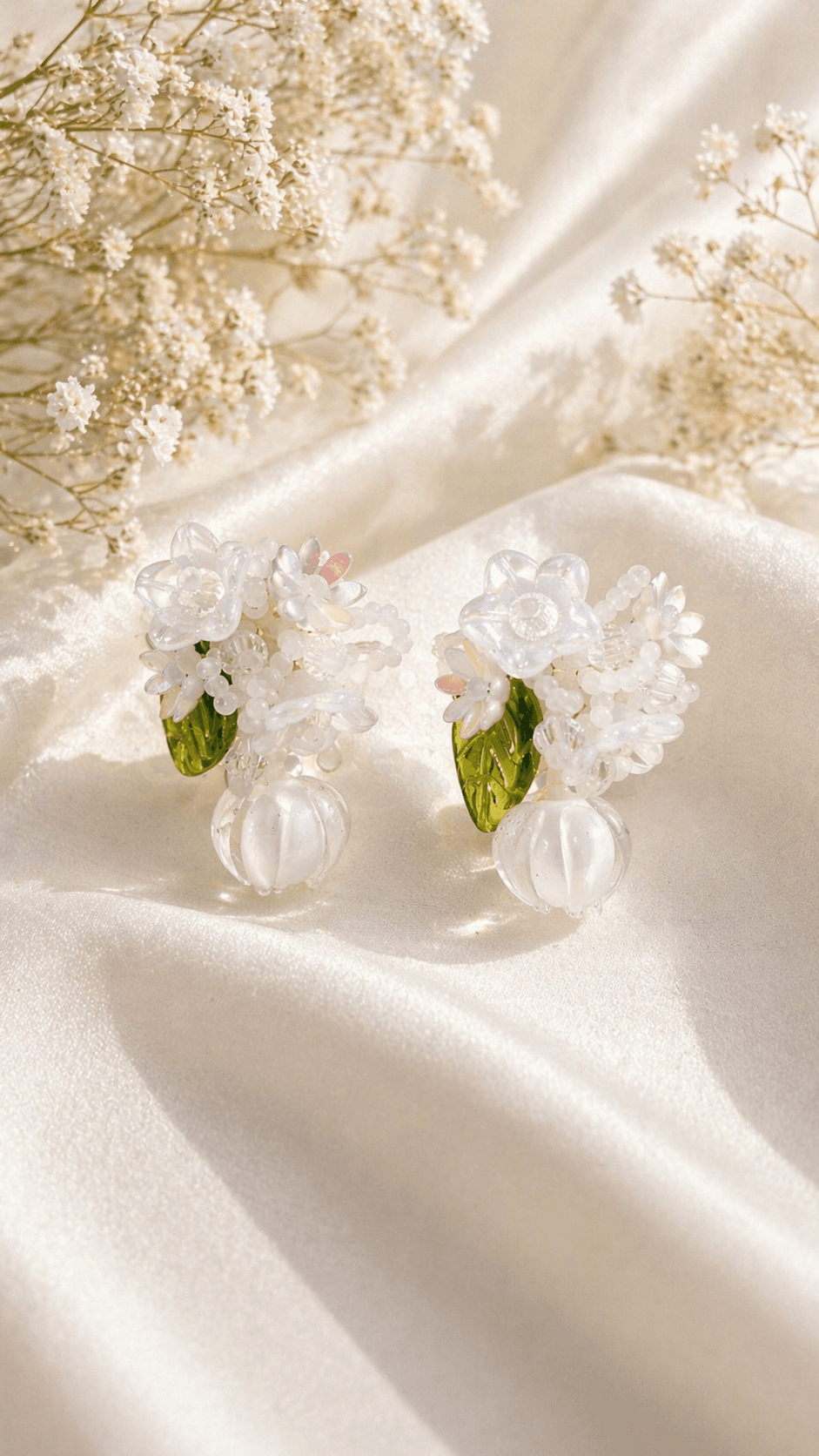 Lily of the Valley Bead Flower Stud Earrings - 이미지 2