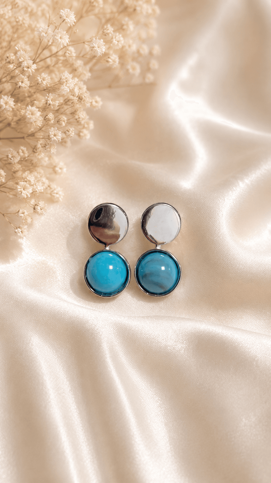 Round Stone Two-Tone Drop Earrings - 이미지 3