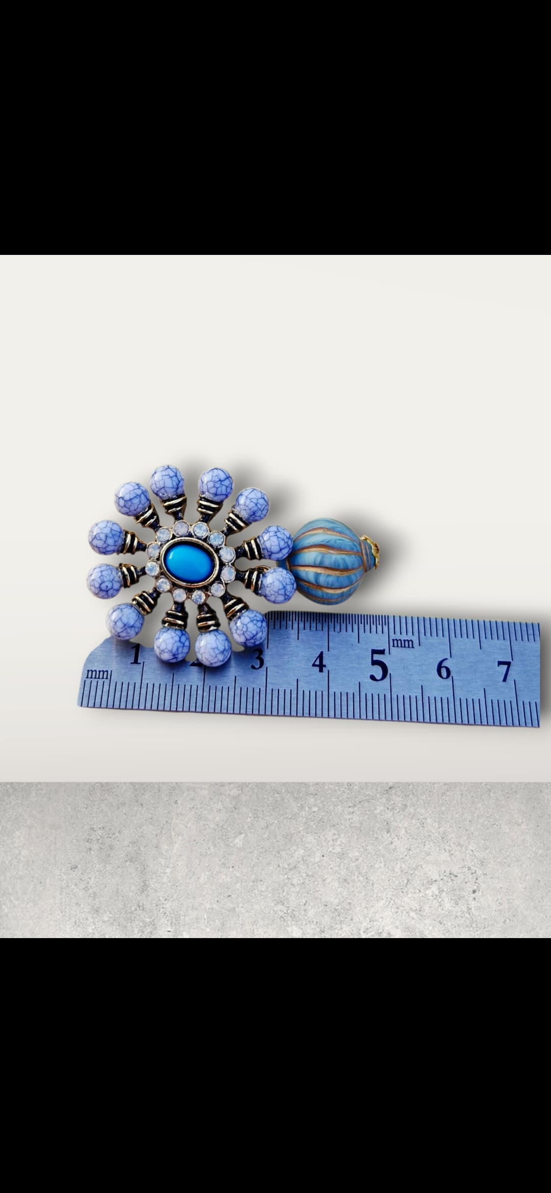 Recycled Material Earrings - 이미지 4