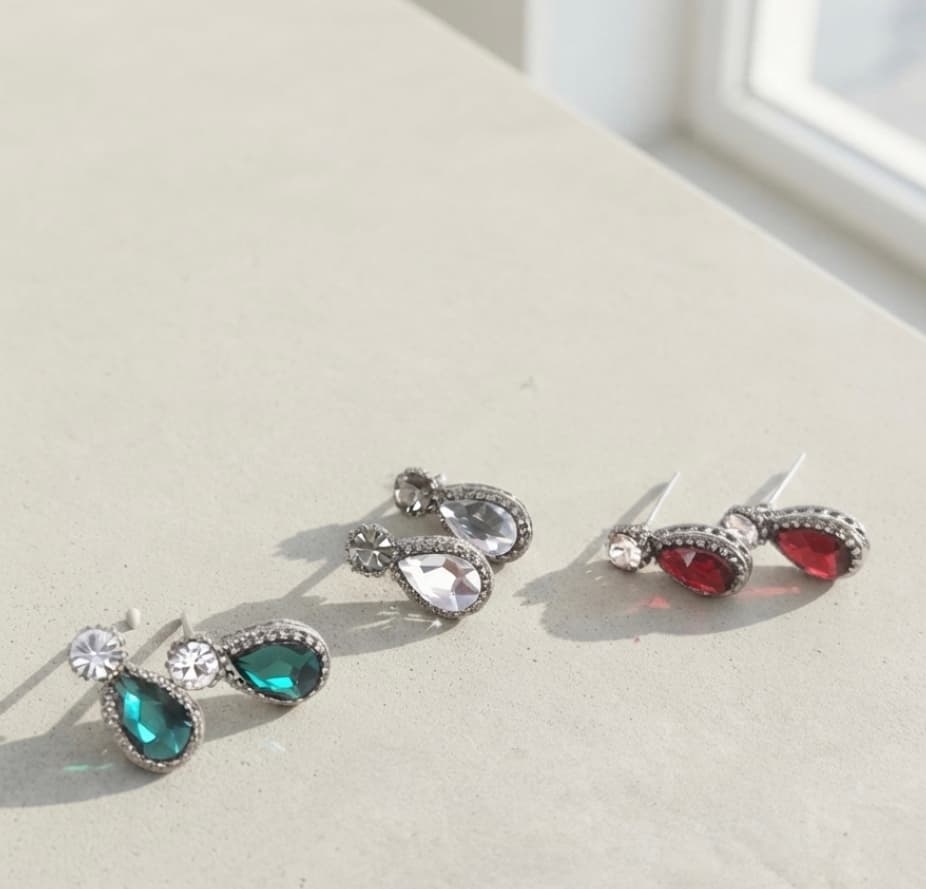 Silver 925. Teardrop Swarovski Crystal Wedding Silver Stud Earrings 148, Perfect for Daily Guest Outfits and Gifts - 이미지 2