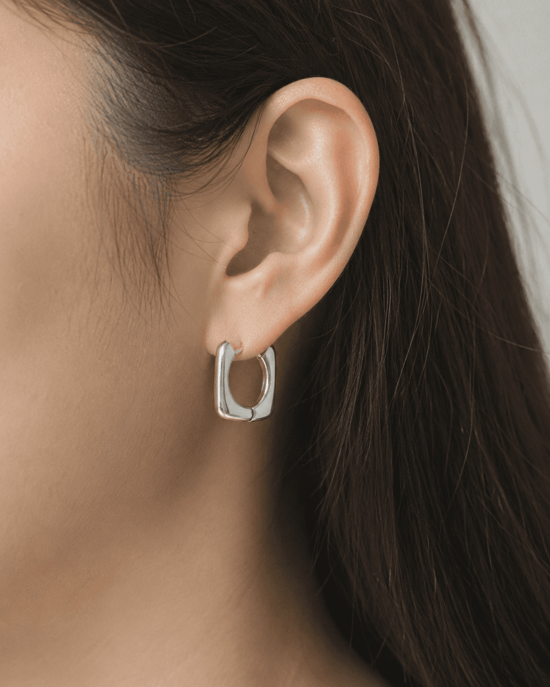 Silver 925 Square Bold One-Touch Earrings - 이미지 2
