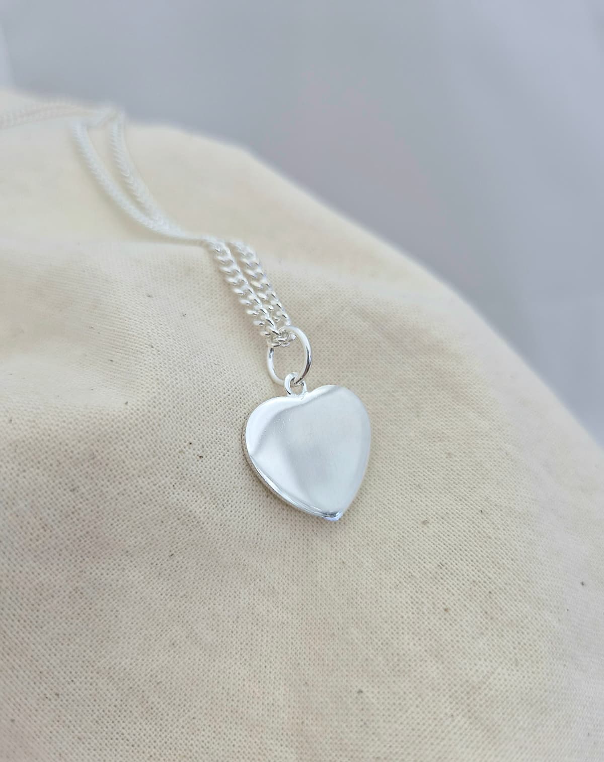 Heart pendant necklace - 이미지 2