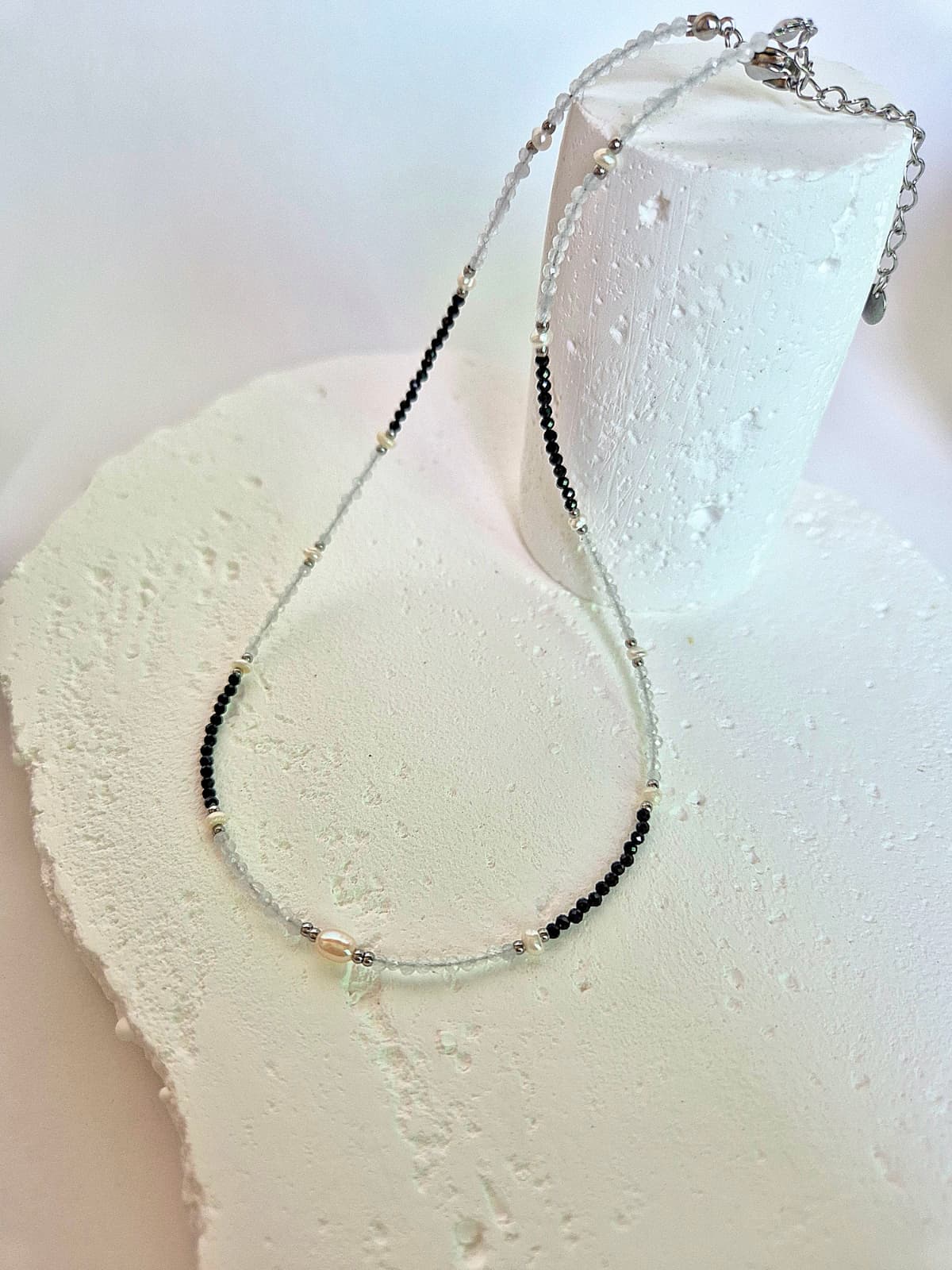 Surgical Steel Gemstone Bead Pearl Accent Choker Daily Layered Necklace - 이미지 5
