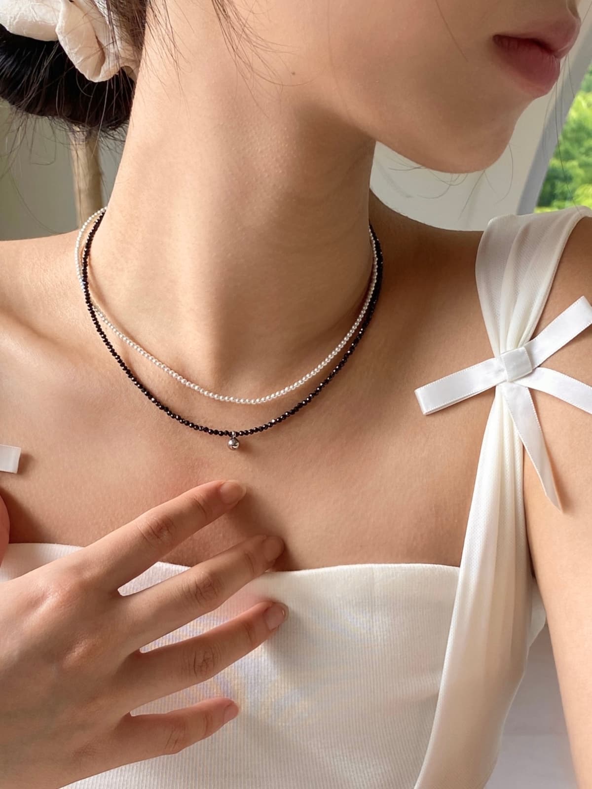 Surgical Multi-Black Gemstone Bead Pearl Layered Choker Necklace - 이미지 1