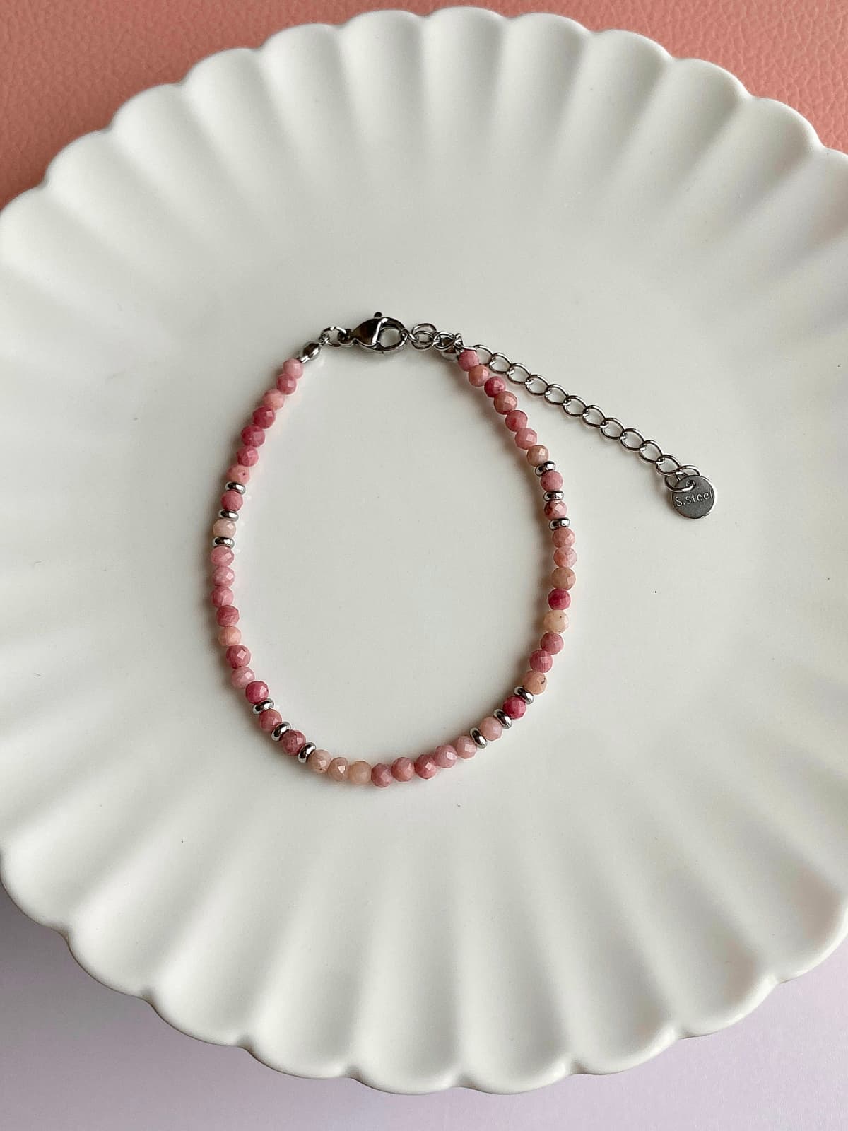 Surgical Pink Gemstone Bead Layered Daily Bracelet - 이미지 1