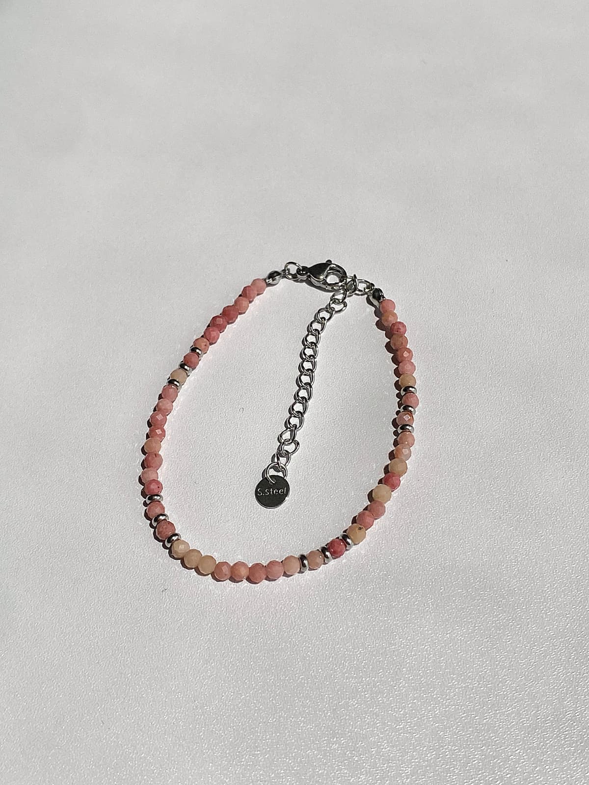 Surgical Pink Gemstone Bead Layered Daily Bracelet - 이미지 3