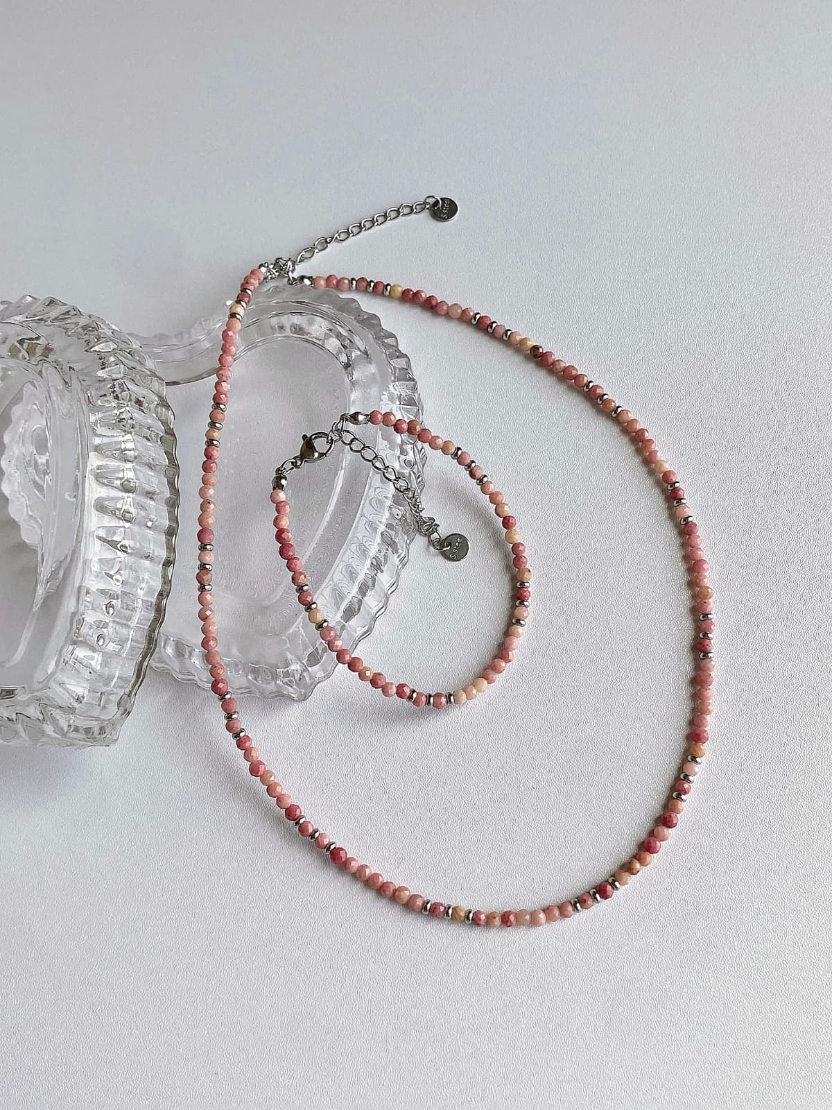Surgical Pink Gemstone Bead Layered Daily Bracelet - 이미지 7