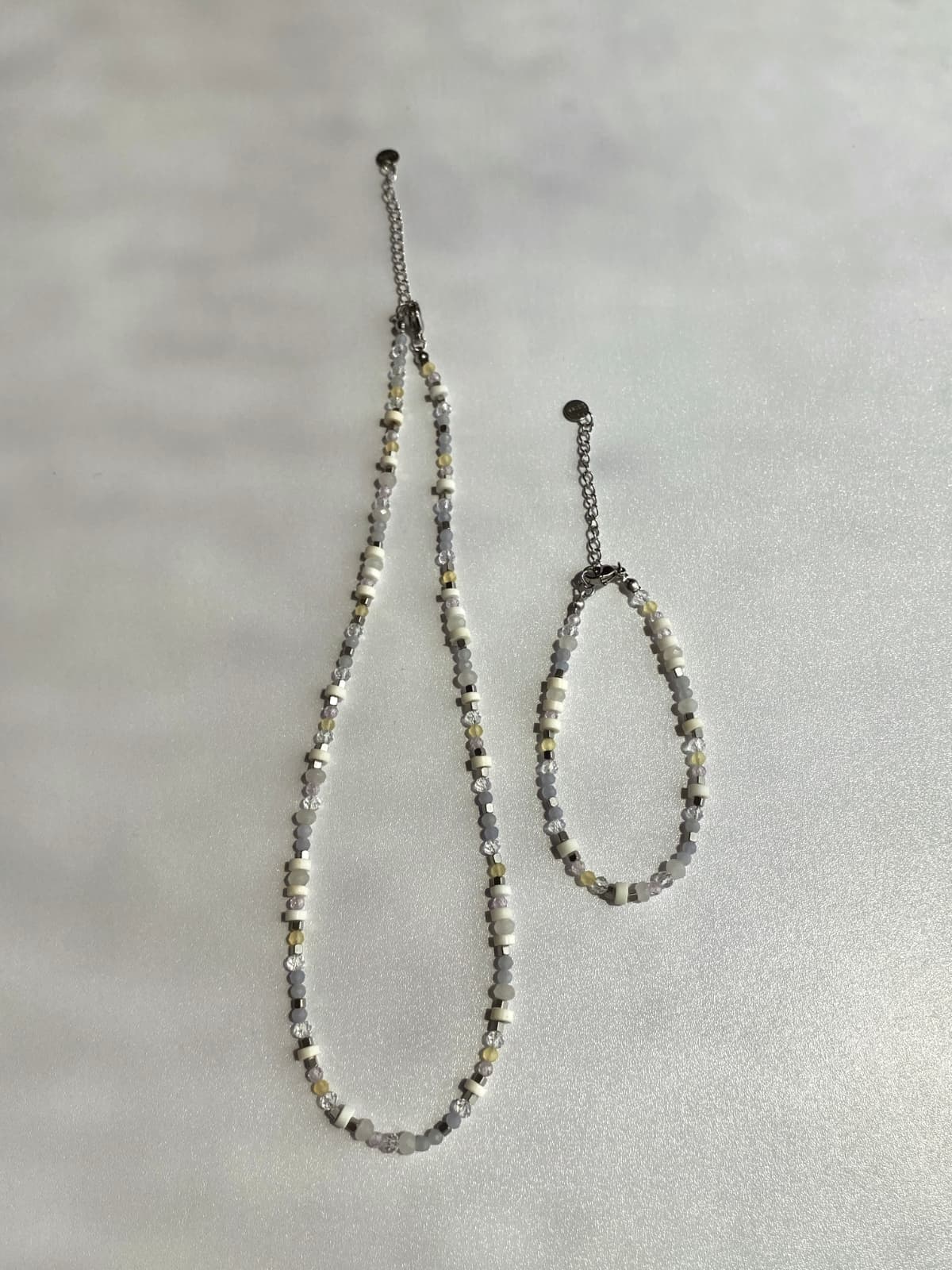 Surgical White Pastel Bead Layered Daily Bracelet - 이미지 5