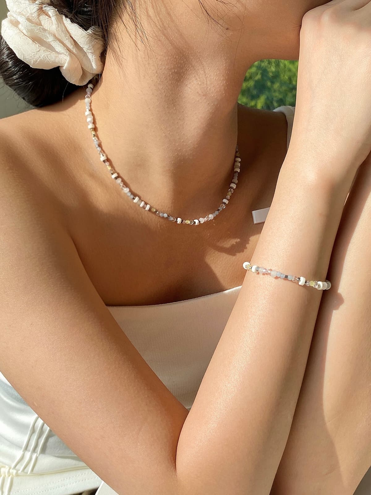 Surgical White Pastel Bead Layered Daily Bracelet - 이미지 3