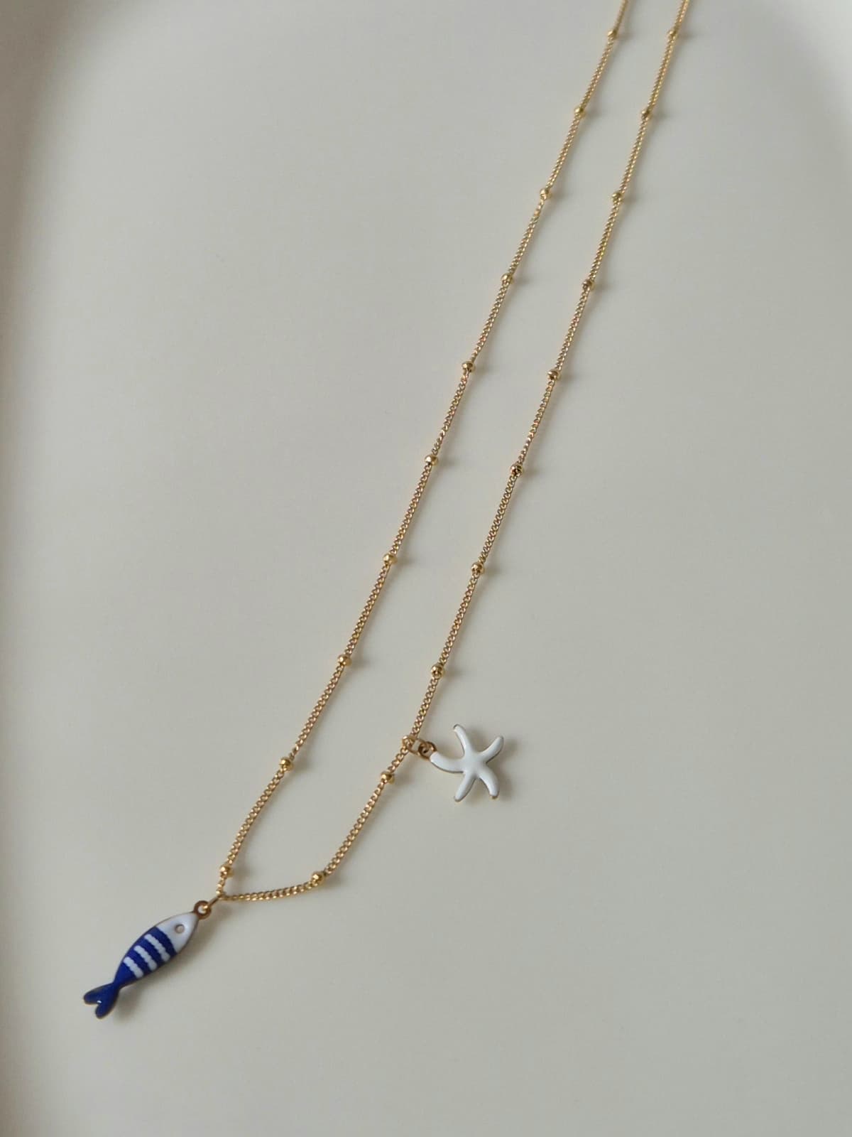 Gold surgical fish pendant necklace - 이미지 15