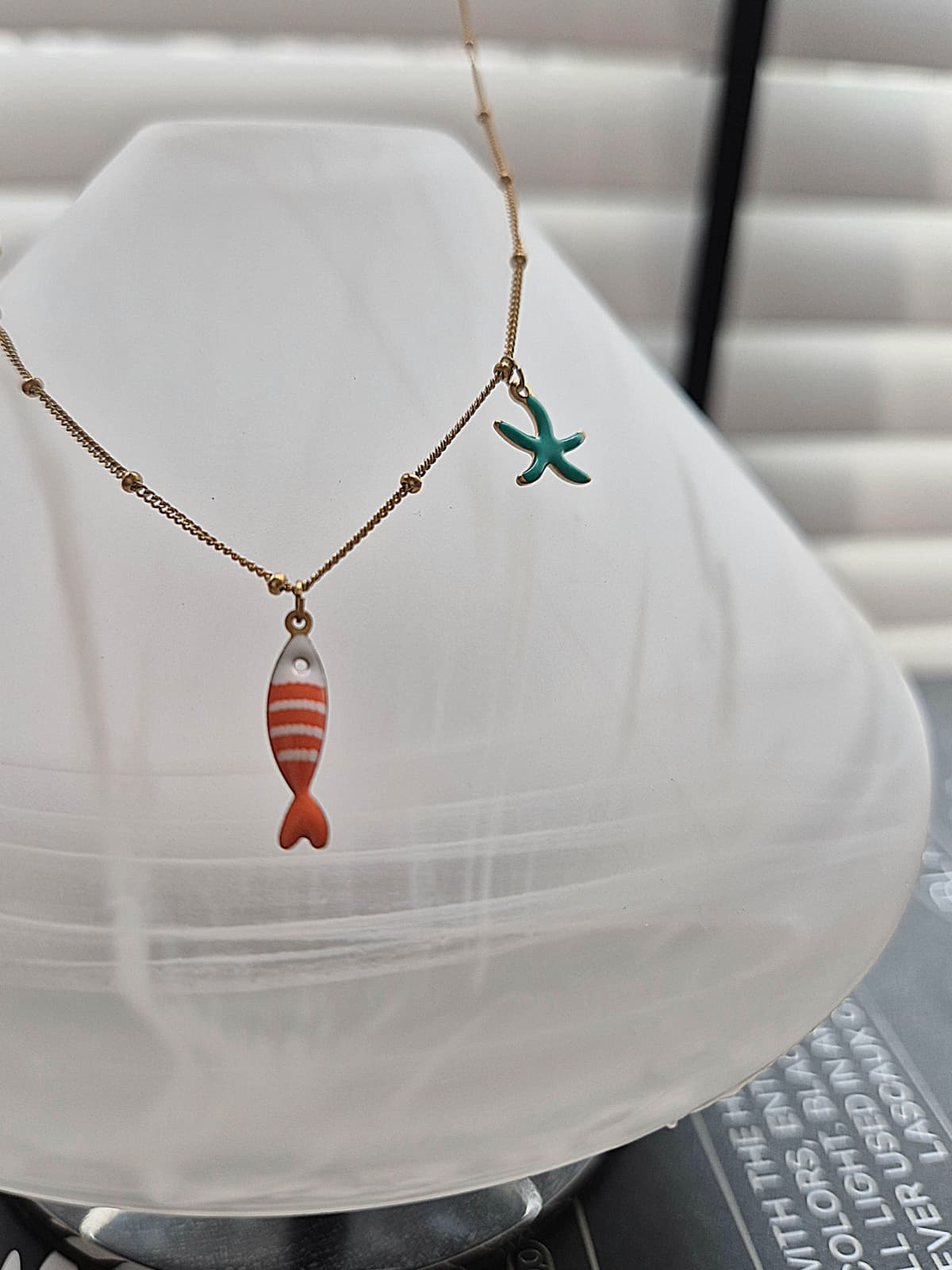 Gold surgical fish pendant necklace - 이미지 19
