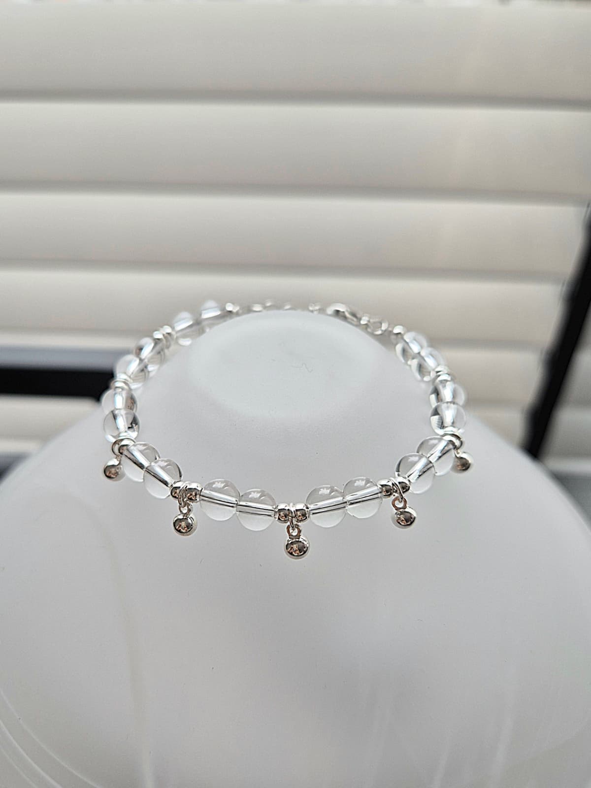 Transparent Bead Silver Ball Charm Chain Bracelet - 이미지 3
