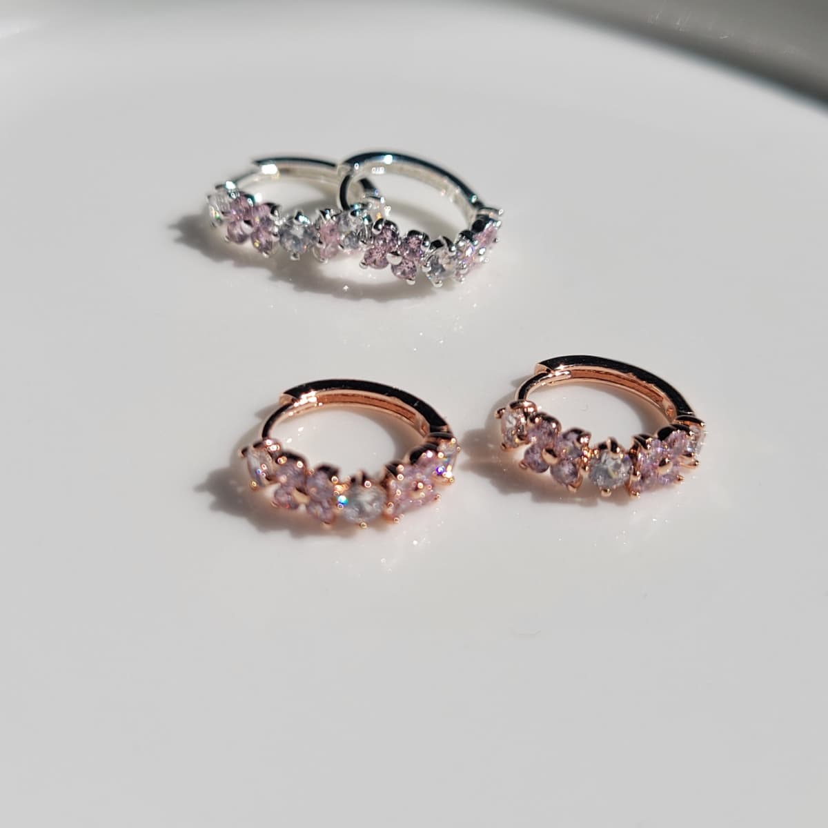 Pink Flower One-Touch Earrings - 이미지 3