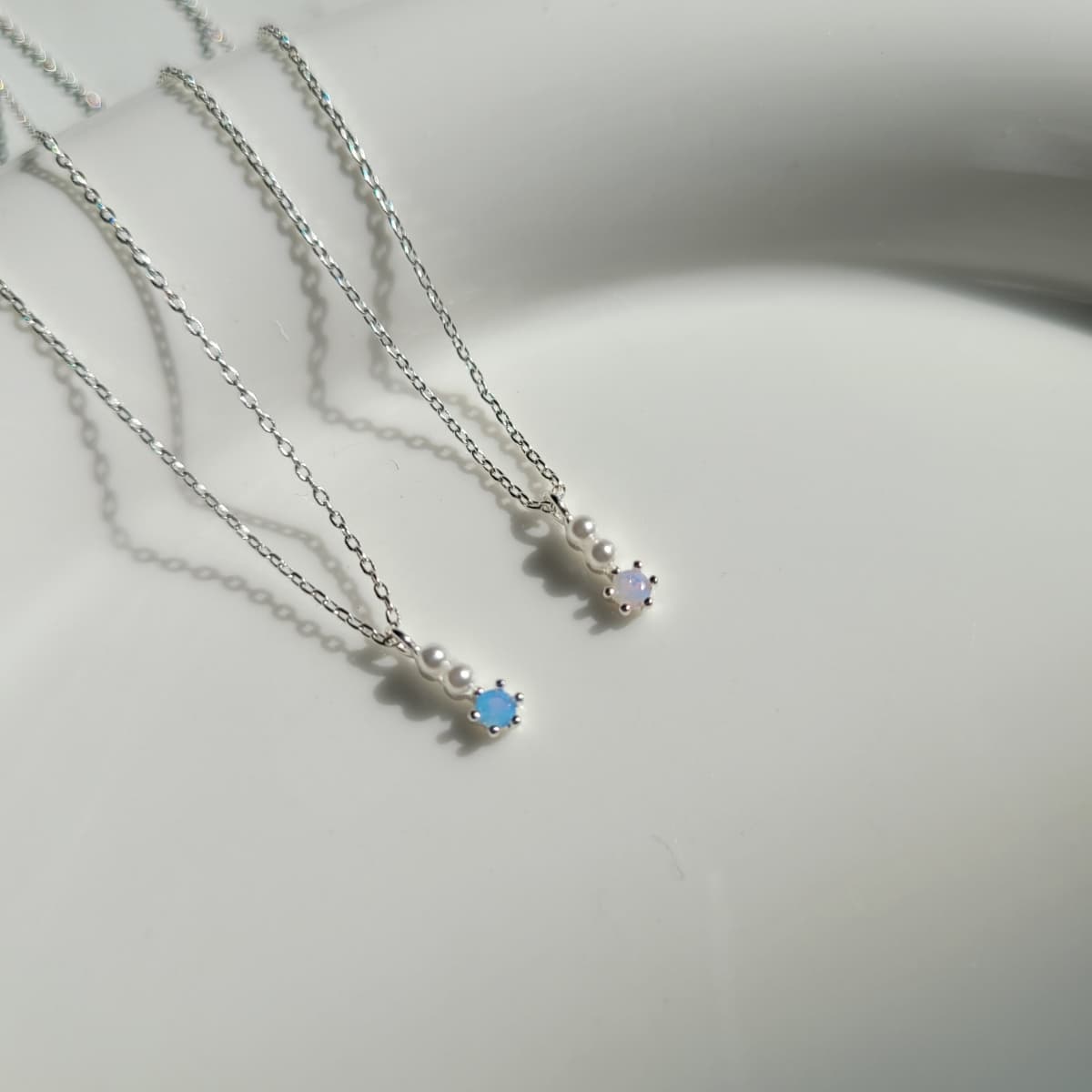 Moonstone Pearl Drop Necklace - 이미지 1