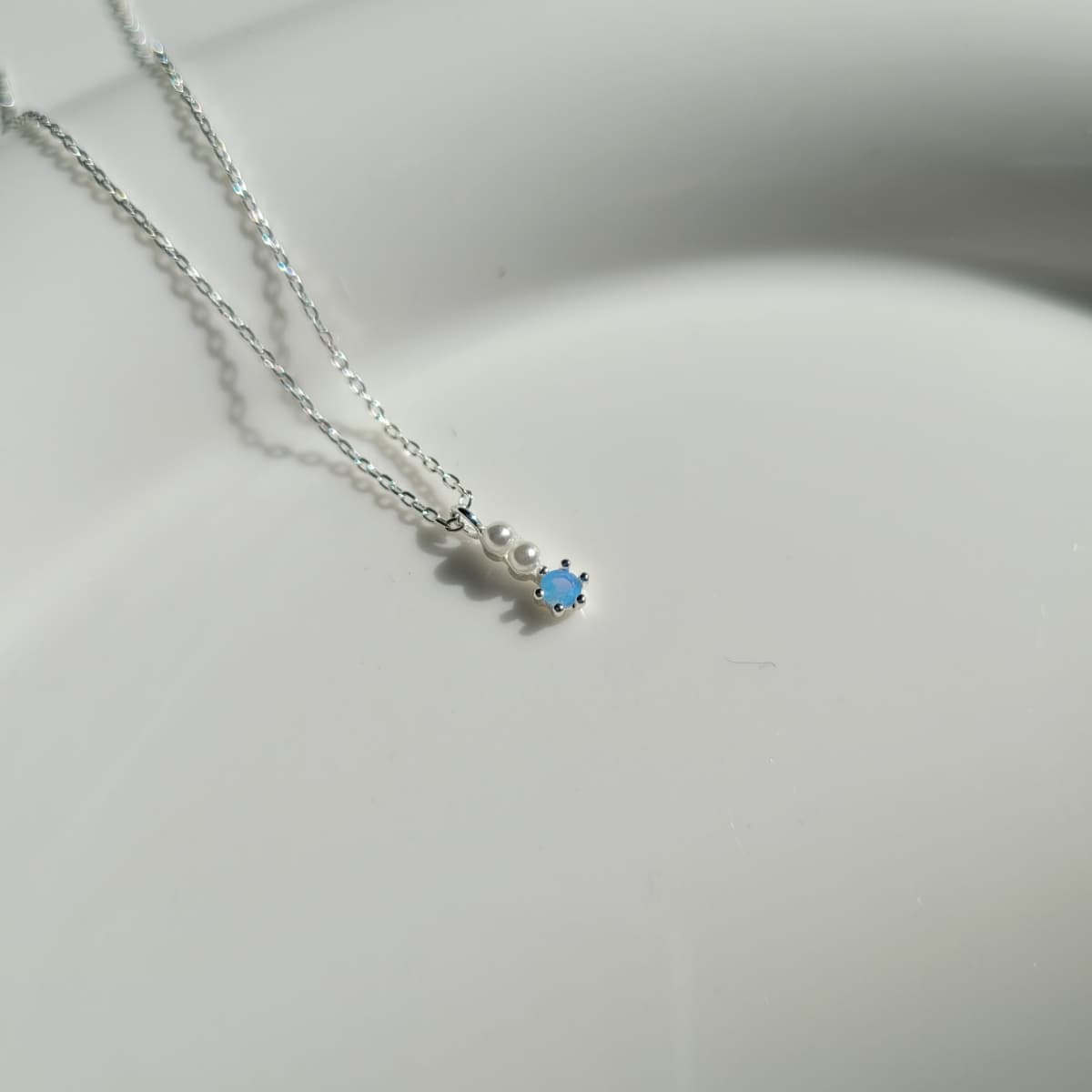 Moonstone Pearl Drop Necklace - 이미지 2