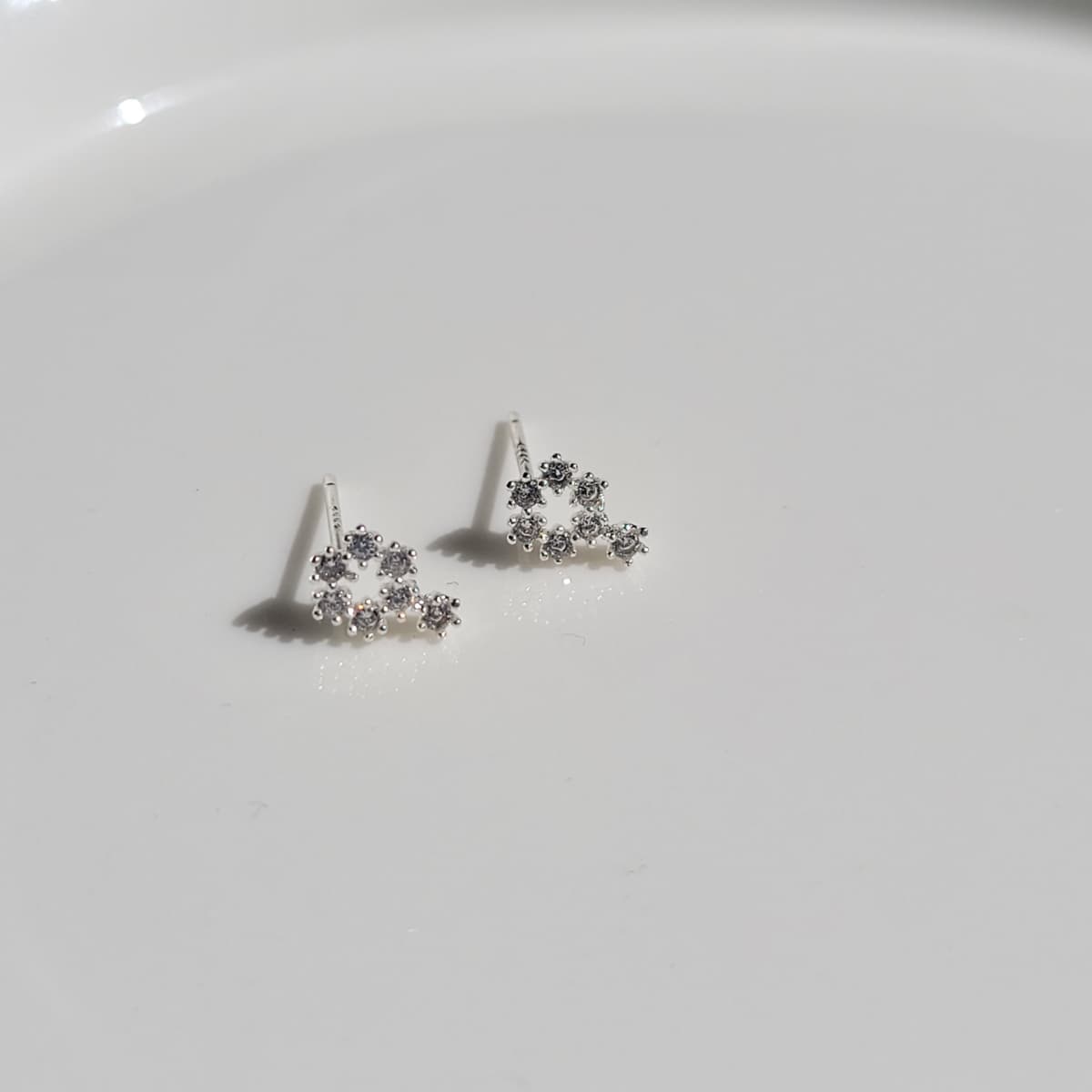 silver post earrings - 이미지 2
