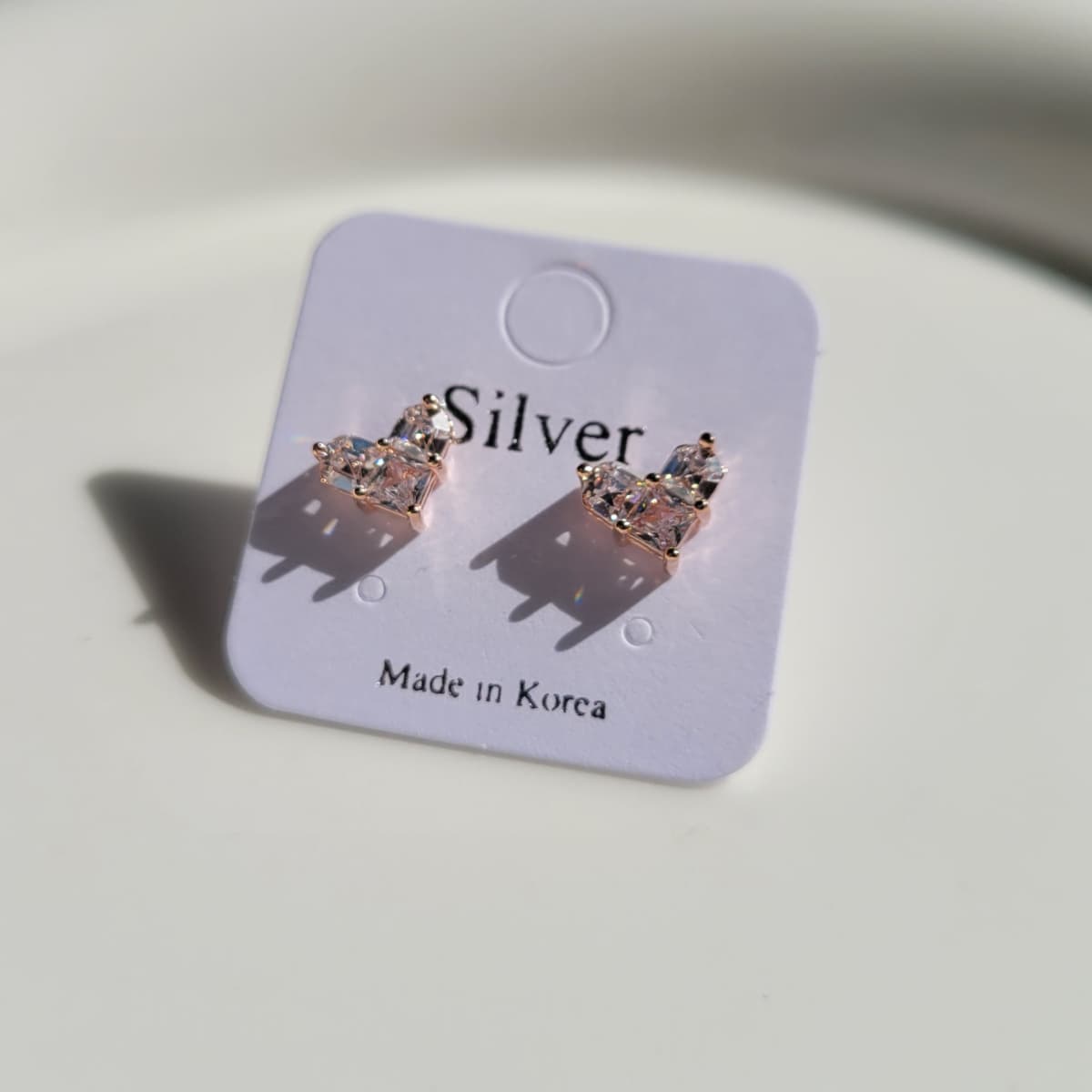 Crystal Heart Silver Stud Earrings - 이미지 6