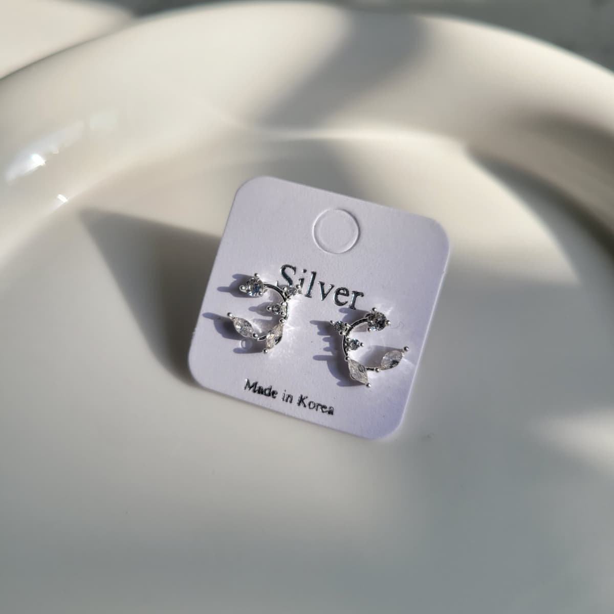 silver post earrings - 이미지 2
