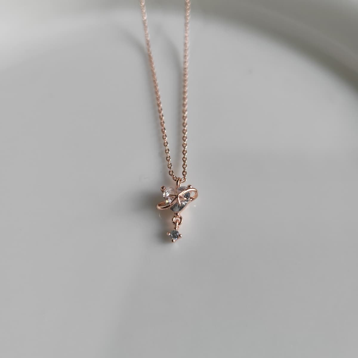 Heart Sundrop Necklace - 이미지 4