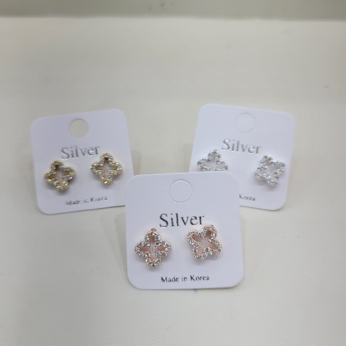 Pretty silver stud earrings - 이미지 5