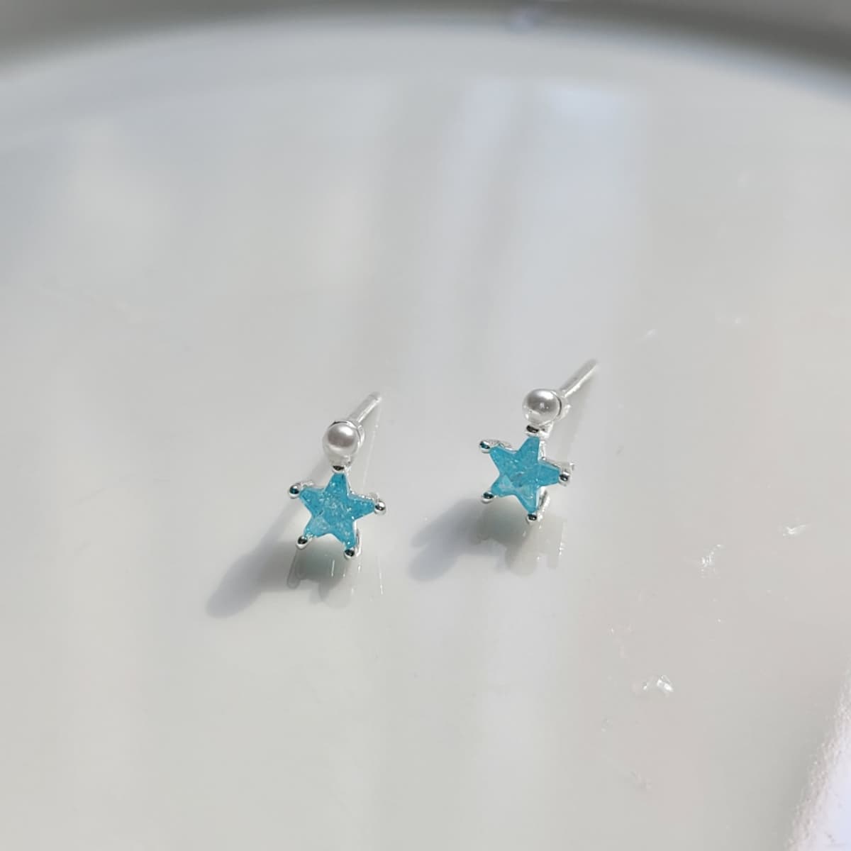 Sky Star Silver Stud Earrings - 이미지 3
