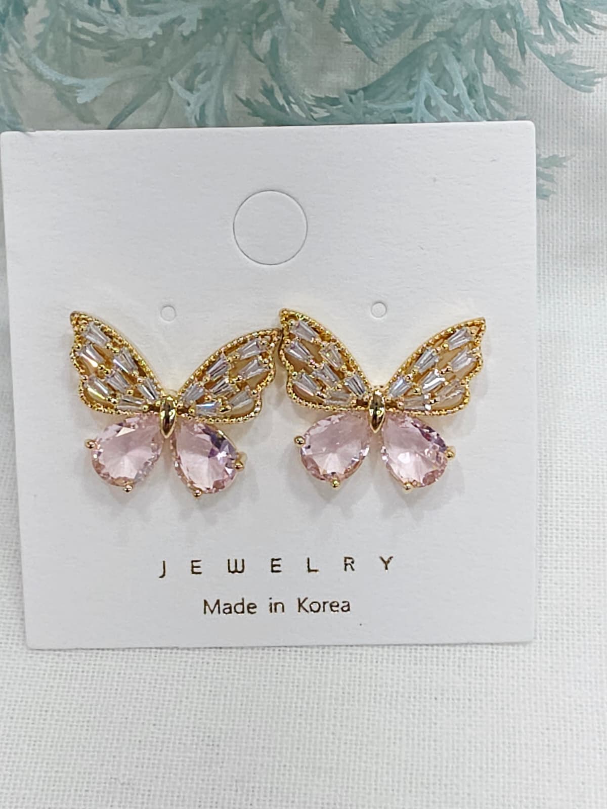 Nickel-free butterfly cubic zirconia stud earrings - 이미지 3