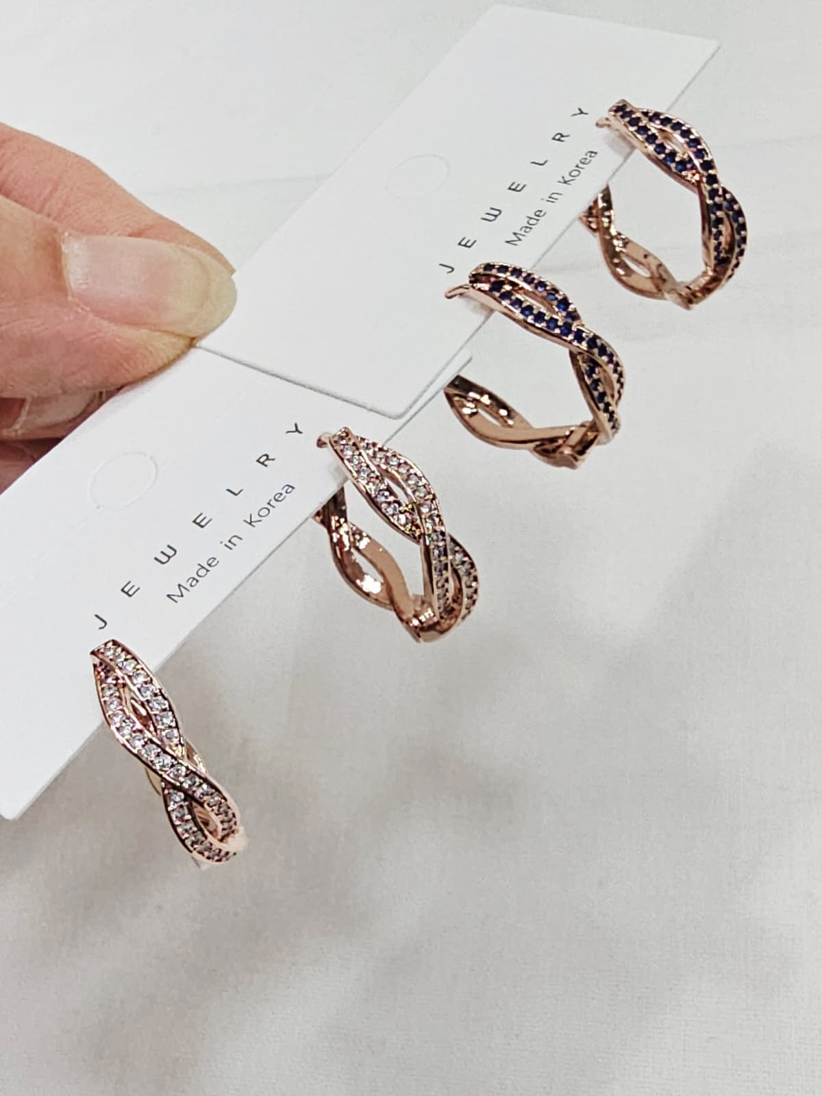 Rose Gold Twist Cubic One-Touch Ring Earrings - 이미지 4